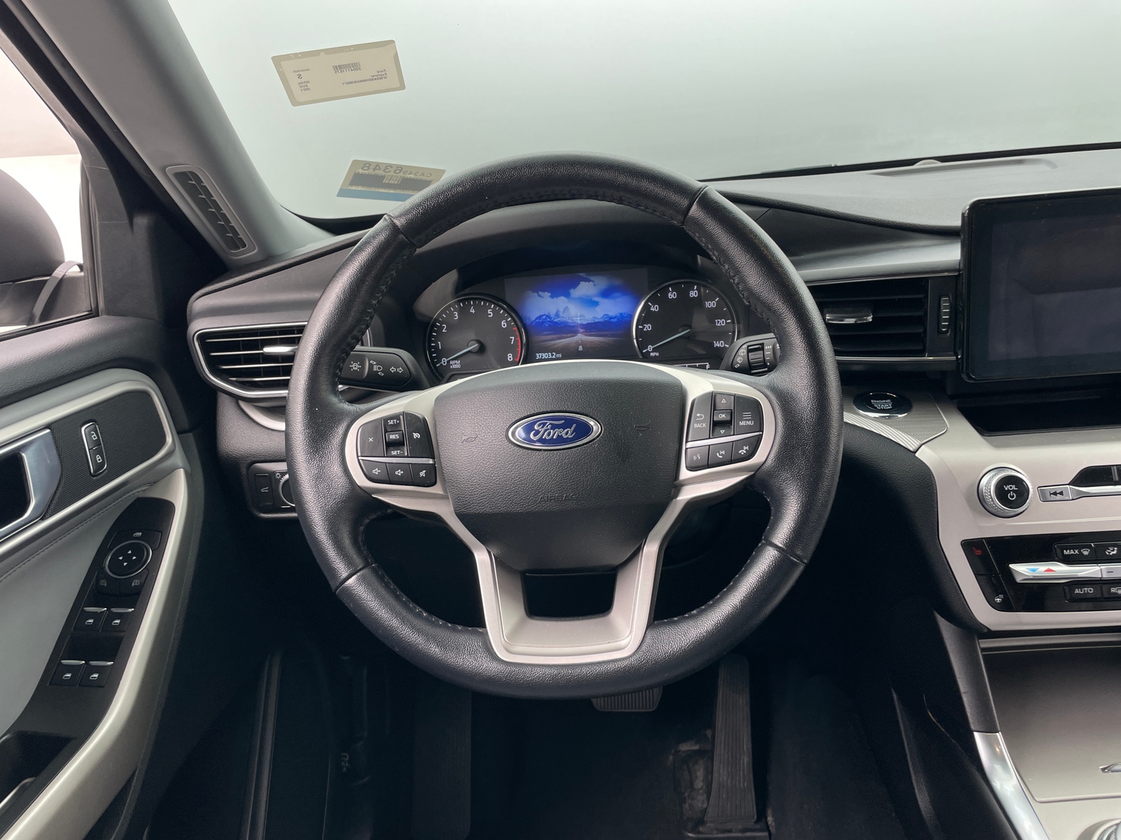 Thumbnail: 2021 Ford Explorer - 5