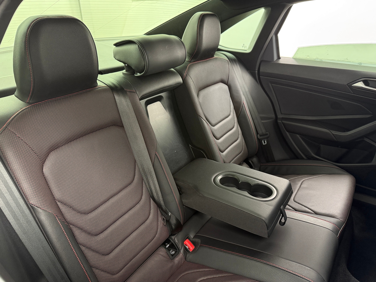 Thumbnail: 2023 Volkswagen Jetta - 5