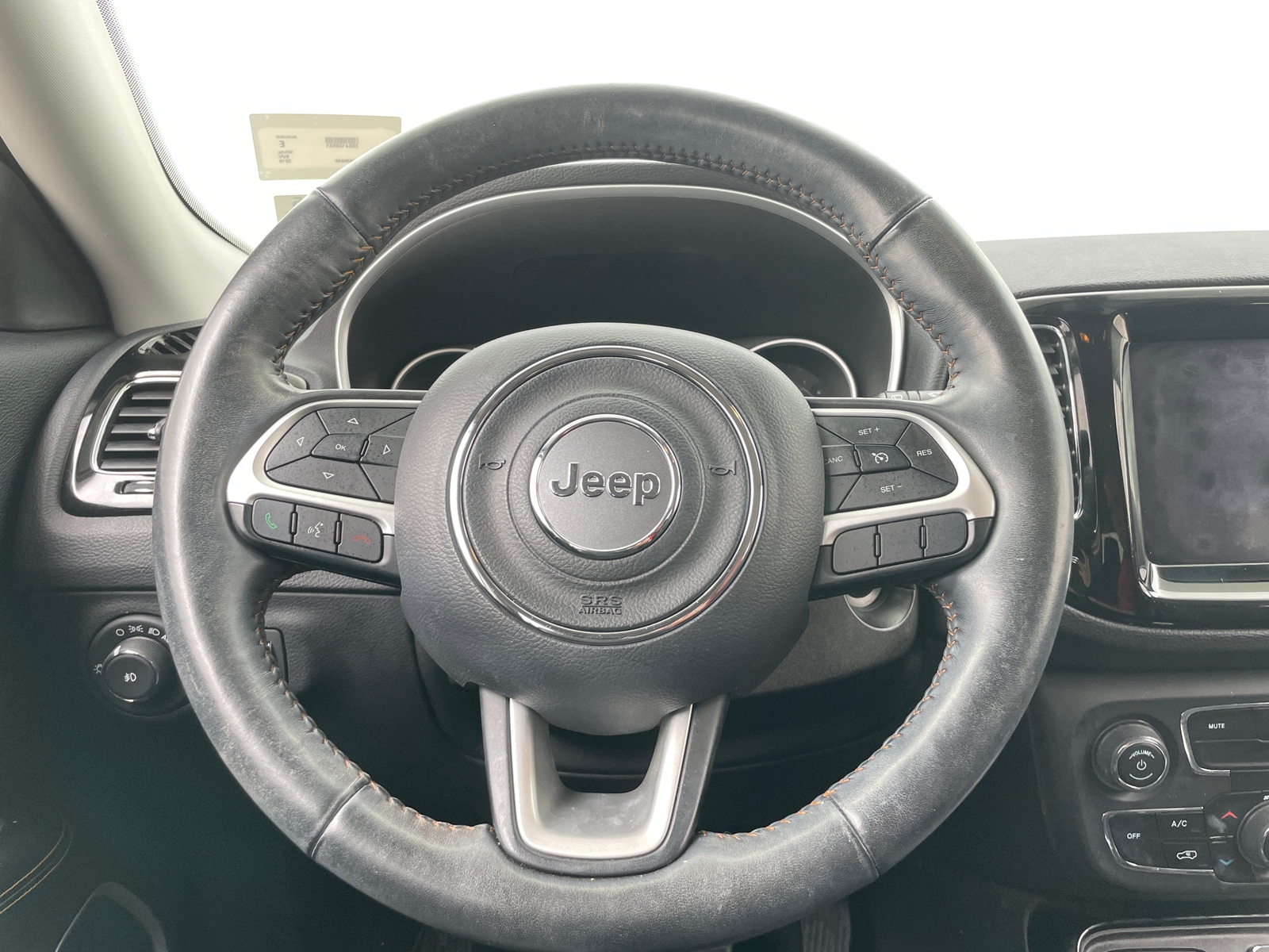 Thumbnail: 2019 Jeep Compass - 4