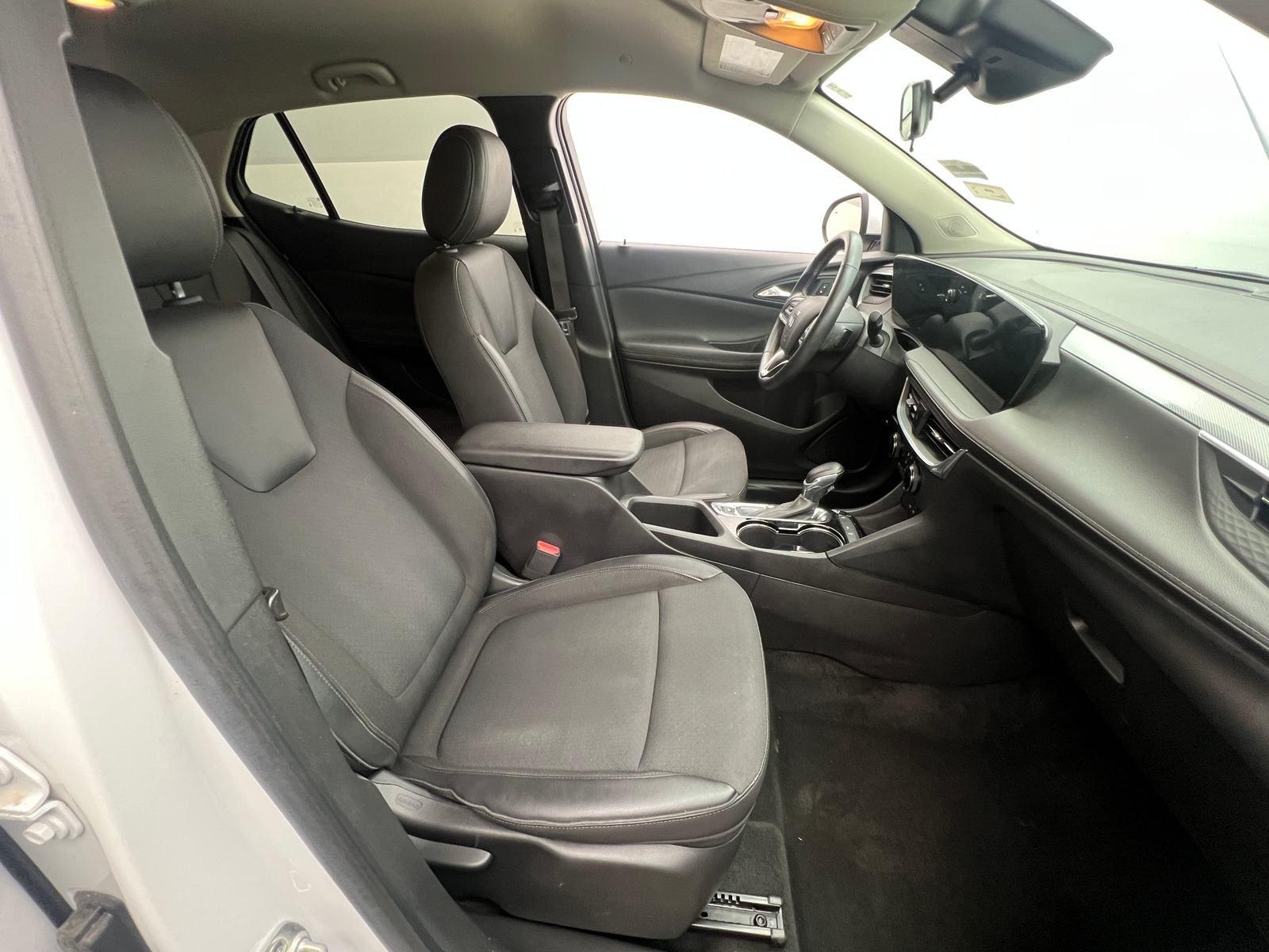 Thumbnail: 2024 Buick Encore GX - 2