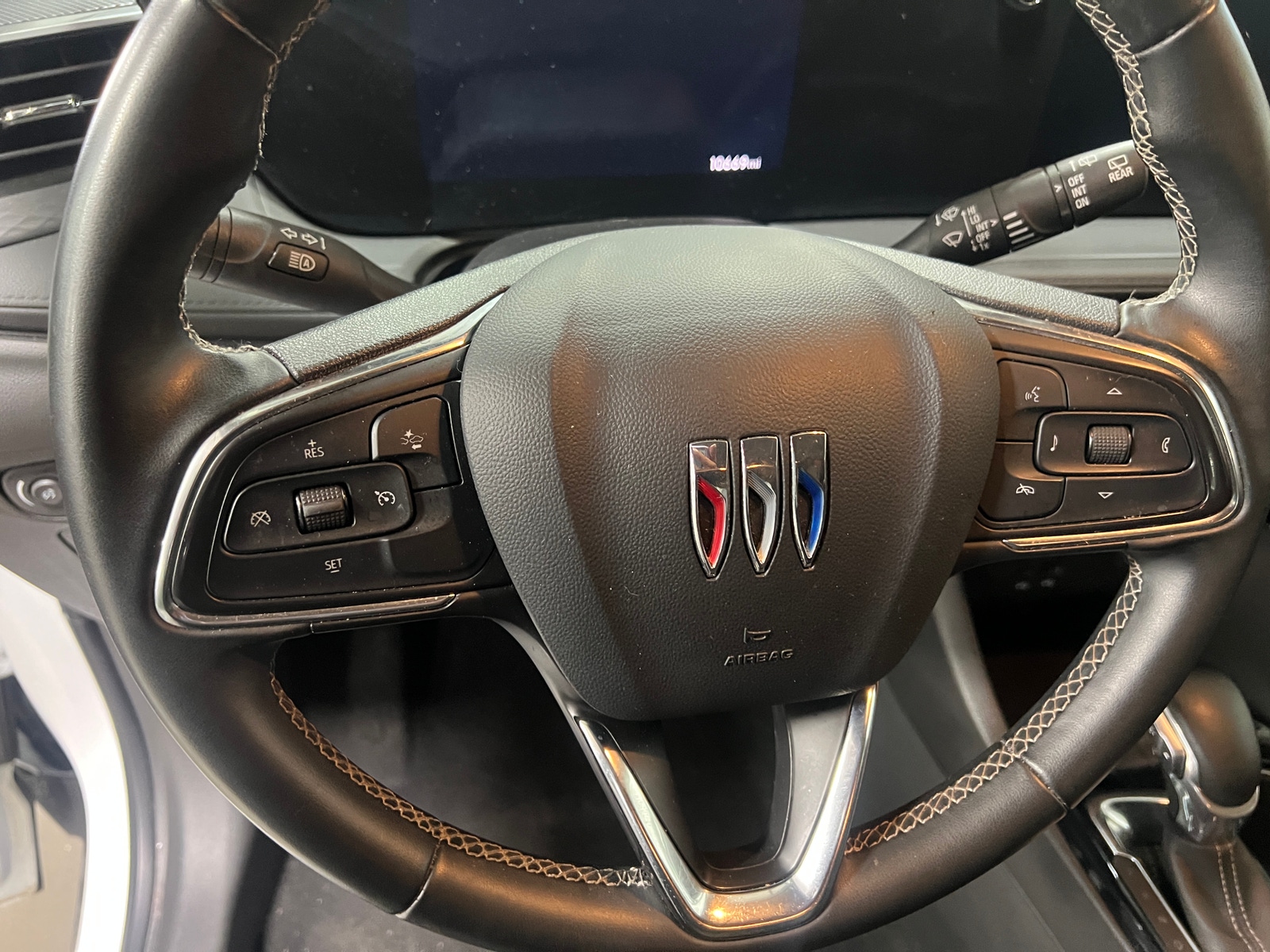 Thumbnail: 2024 Buick Encore GX - 5