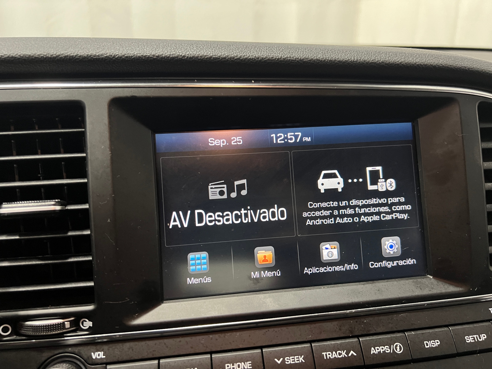 Thumbnail: 2018 Hyundai Elantra - 4