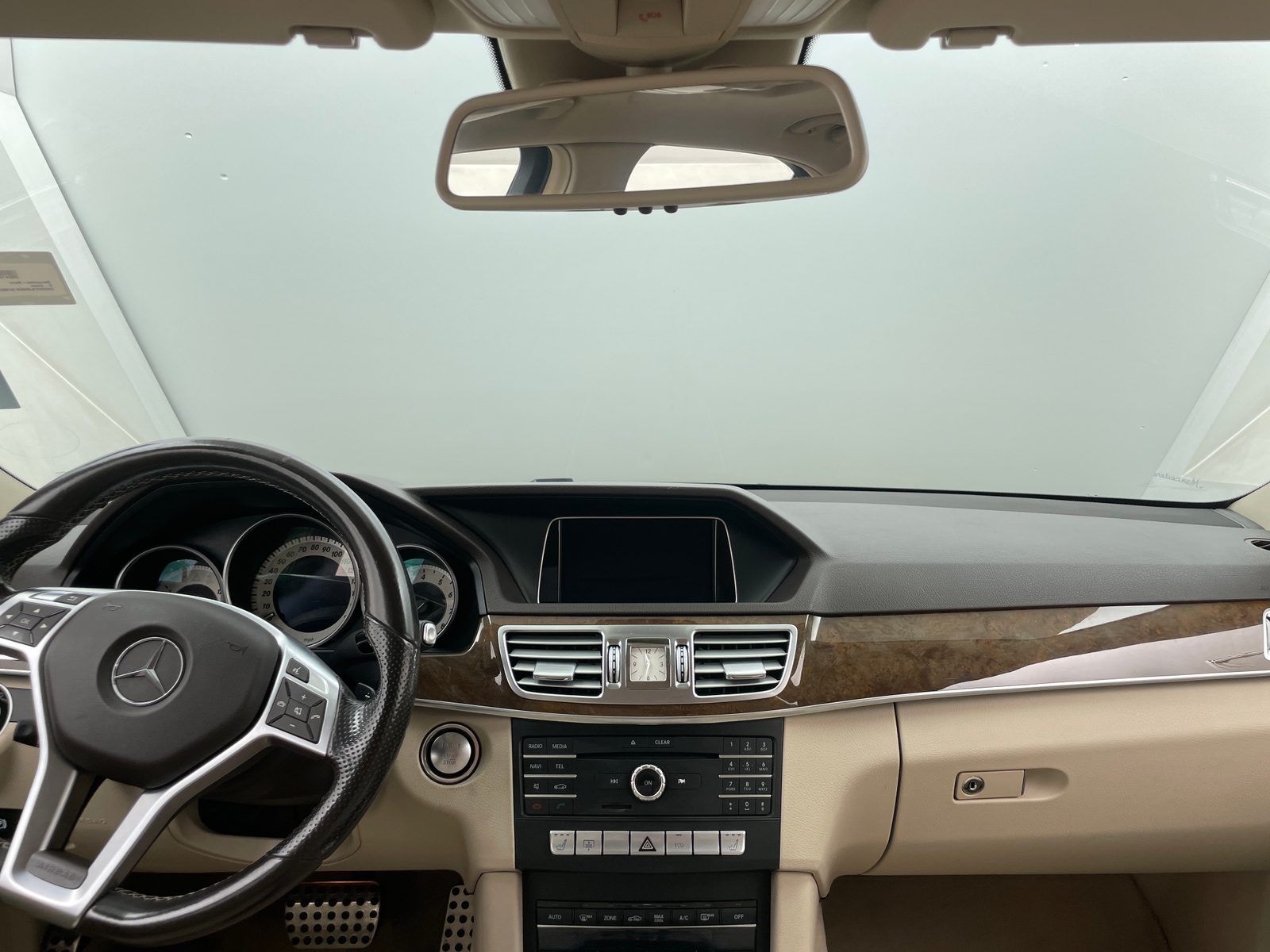 Thumbnail: 2016 Mercedes-Benz E-Class - 2