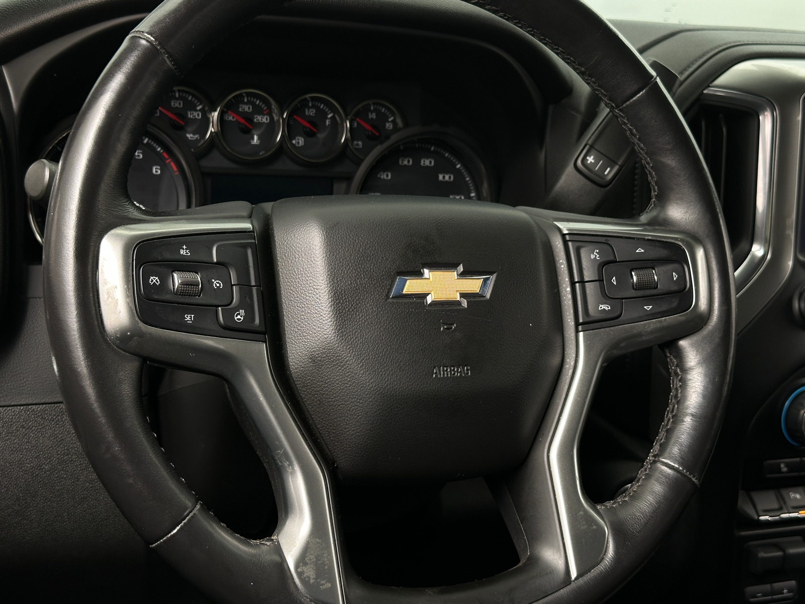 Thumbnail: 2019 Chevrolet Silverado 1500 - 5