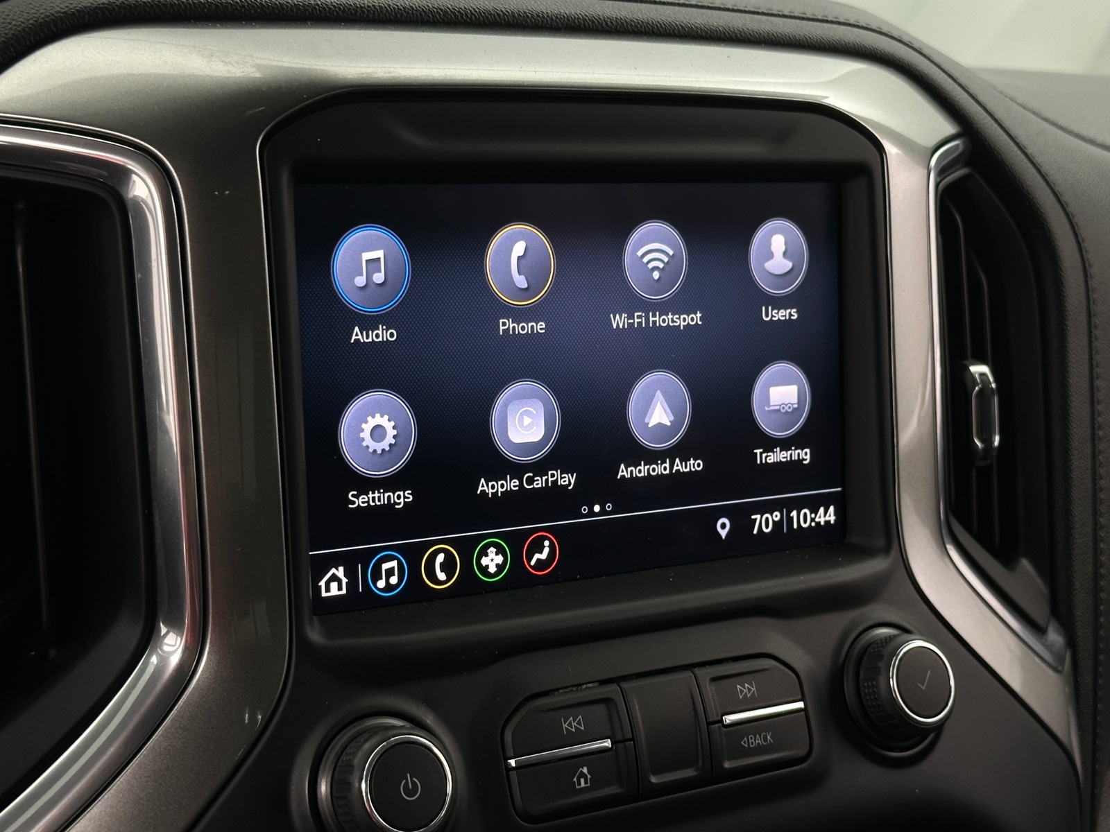 Thumbnail: 2019 Chevrolet Silverado 1500 - 4