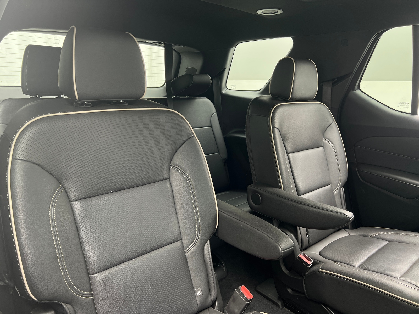 Thumbnail: 2022 Chevrolet Traverse - 5