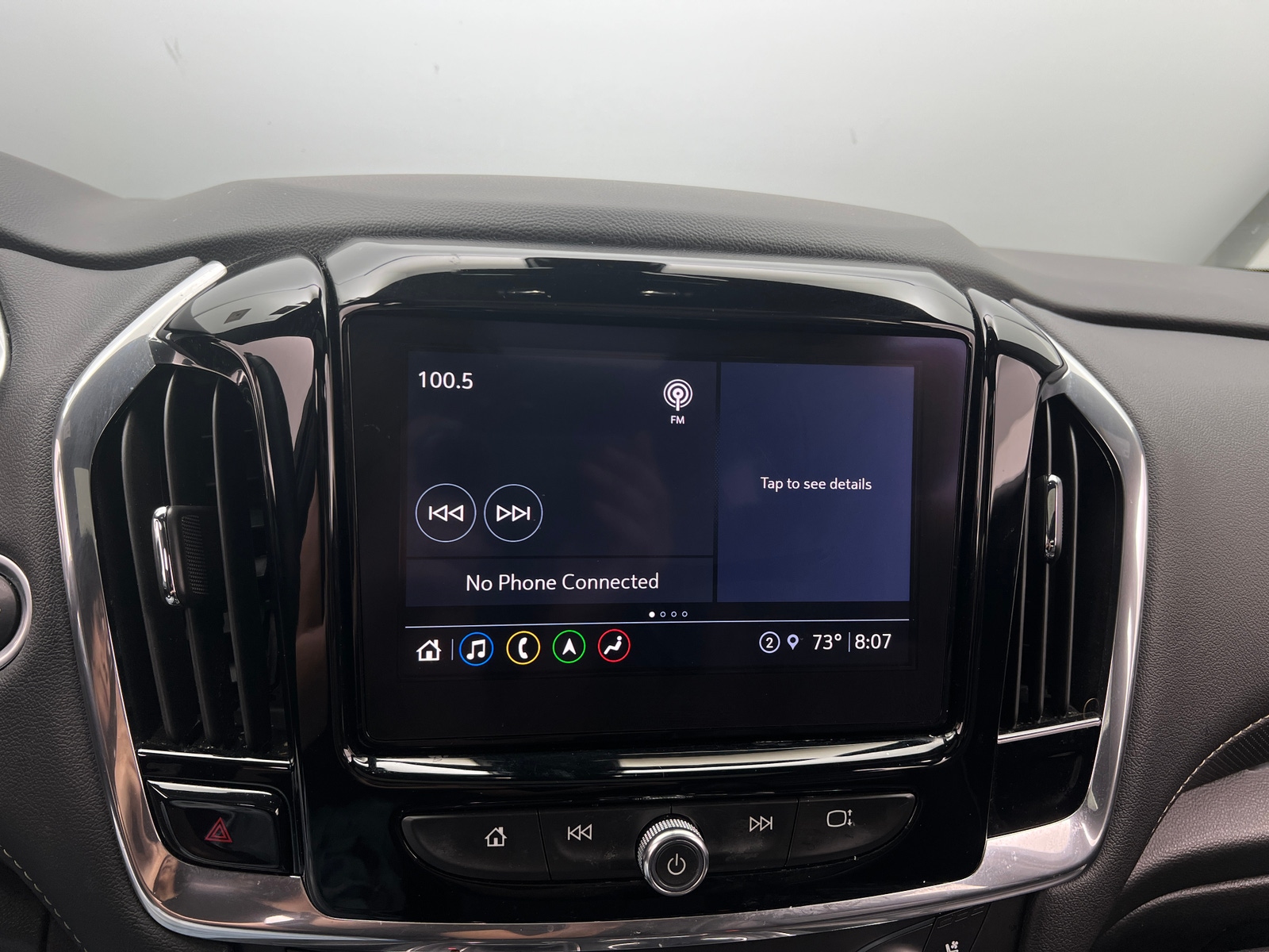 Thumbnail: 2022 Chevrolet Traverse - 3