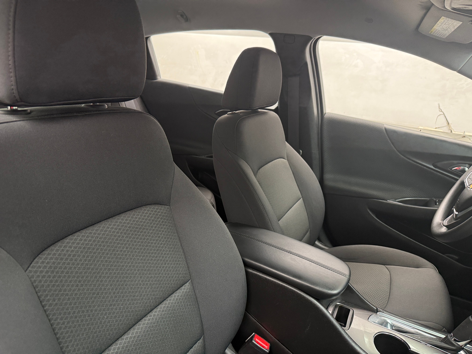 Thumbnail: 2018 Chevrolet Malibu - 2