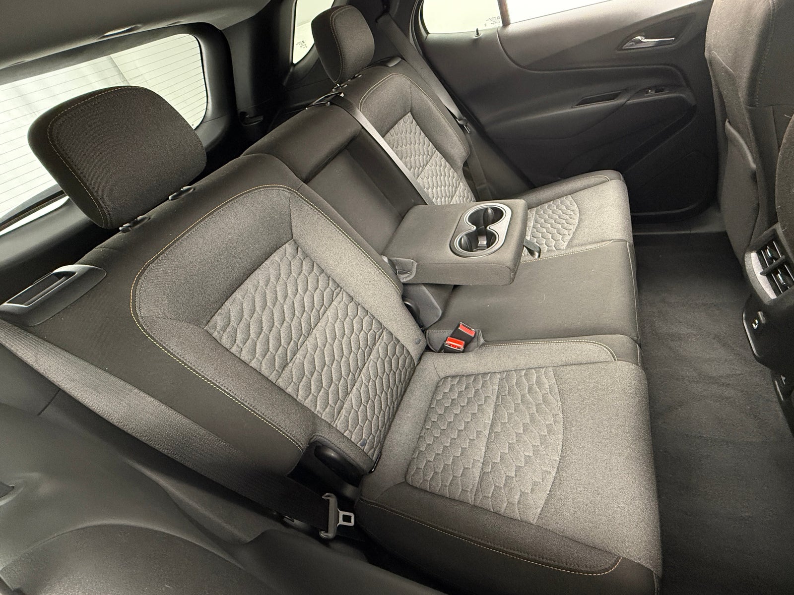 Thumbnail: 2020 Chevrolet Equinox - 6