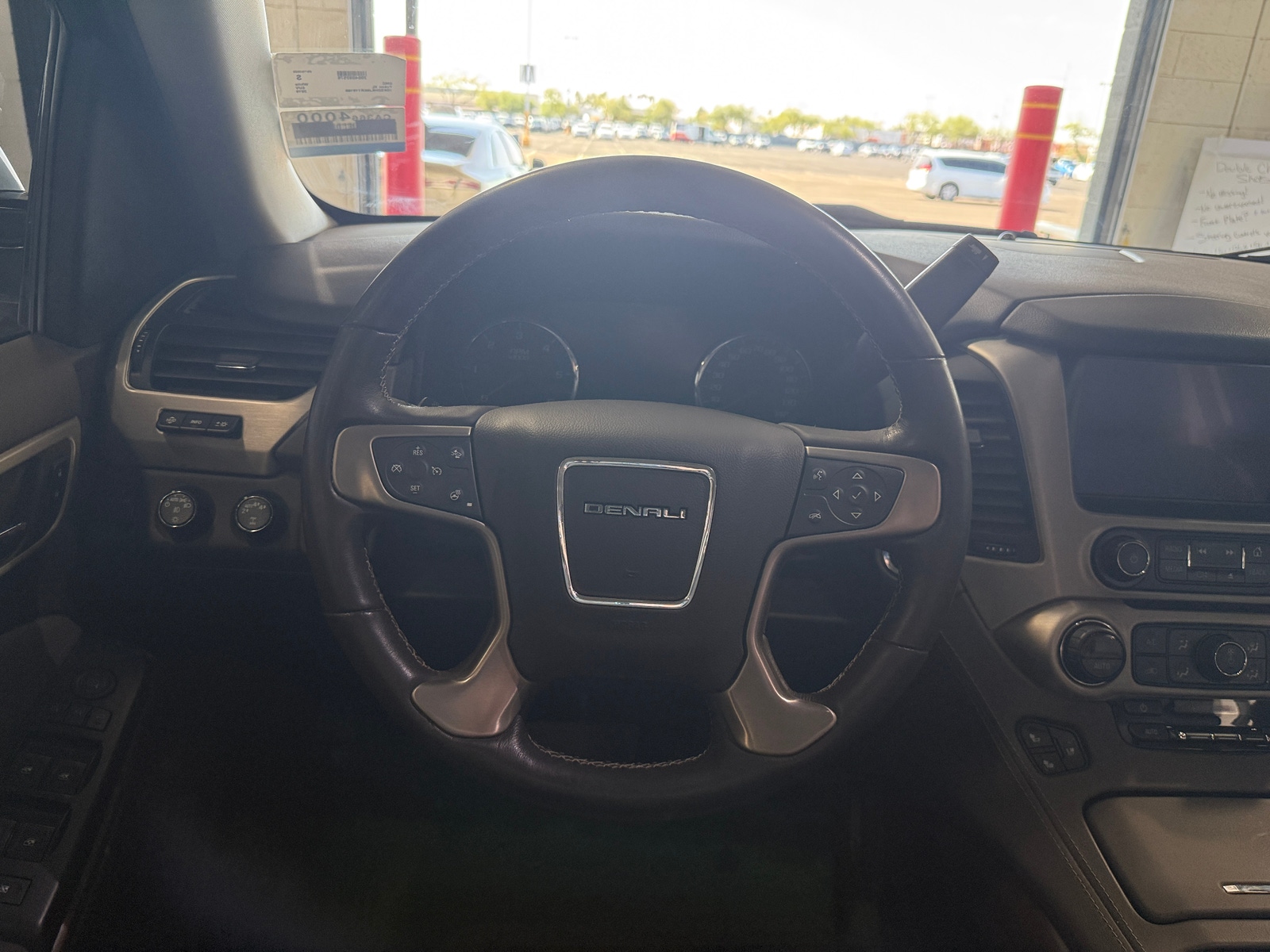 Thumbnail: 2019 GMC Yukon XL - 4