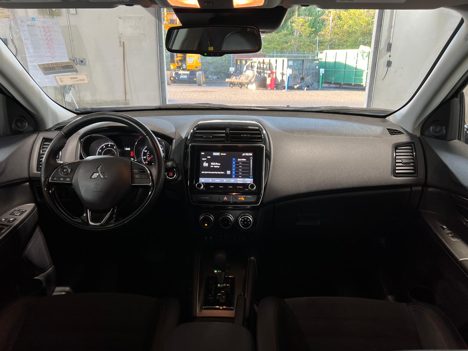 Thumbnail: 2024 Mitsubishi Outlander Sport - 2