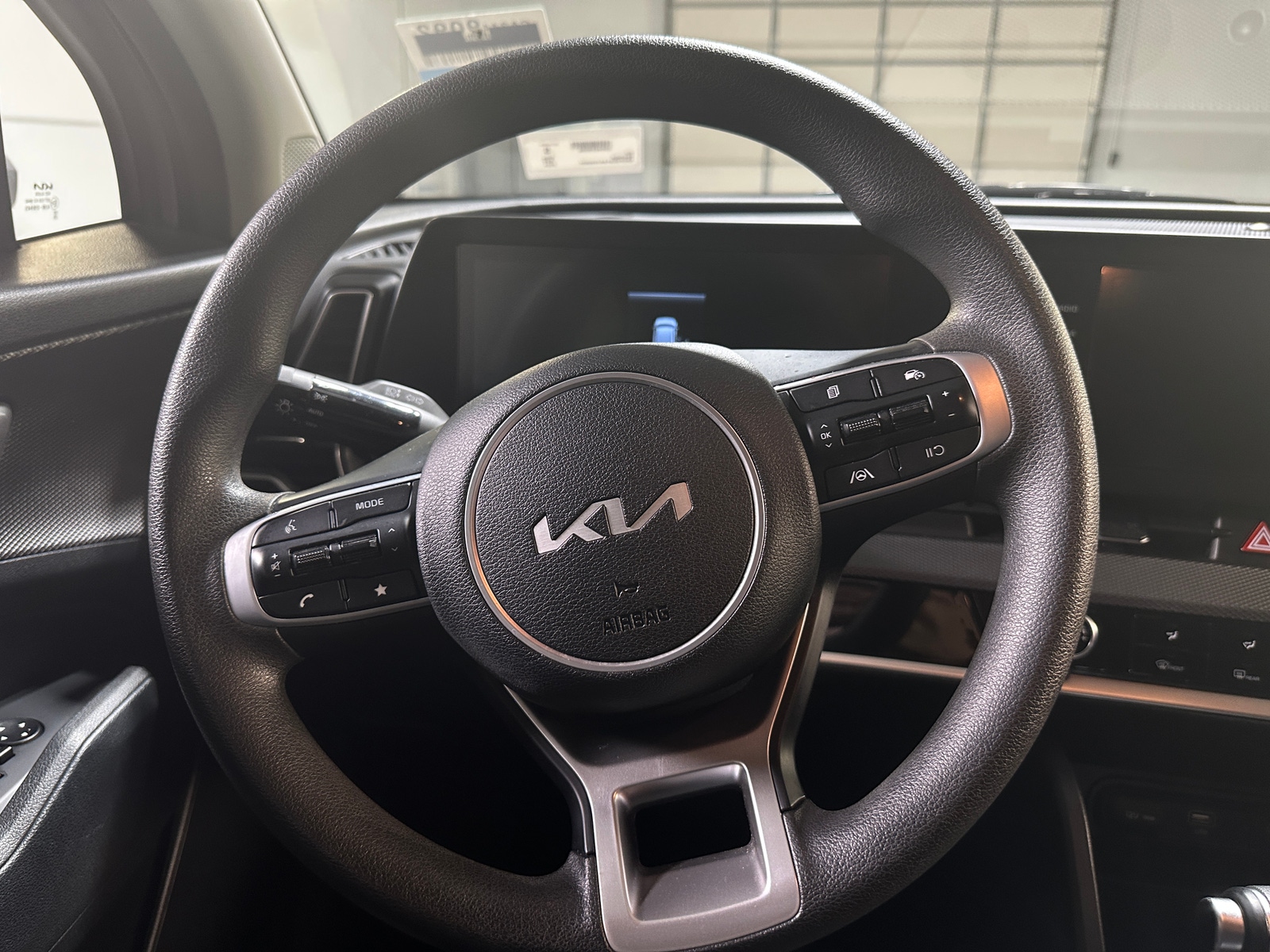 Thumbnail: 2024 Kia Sportage - 5
