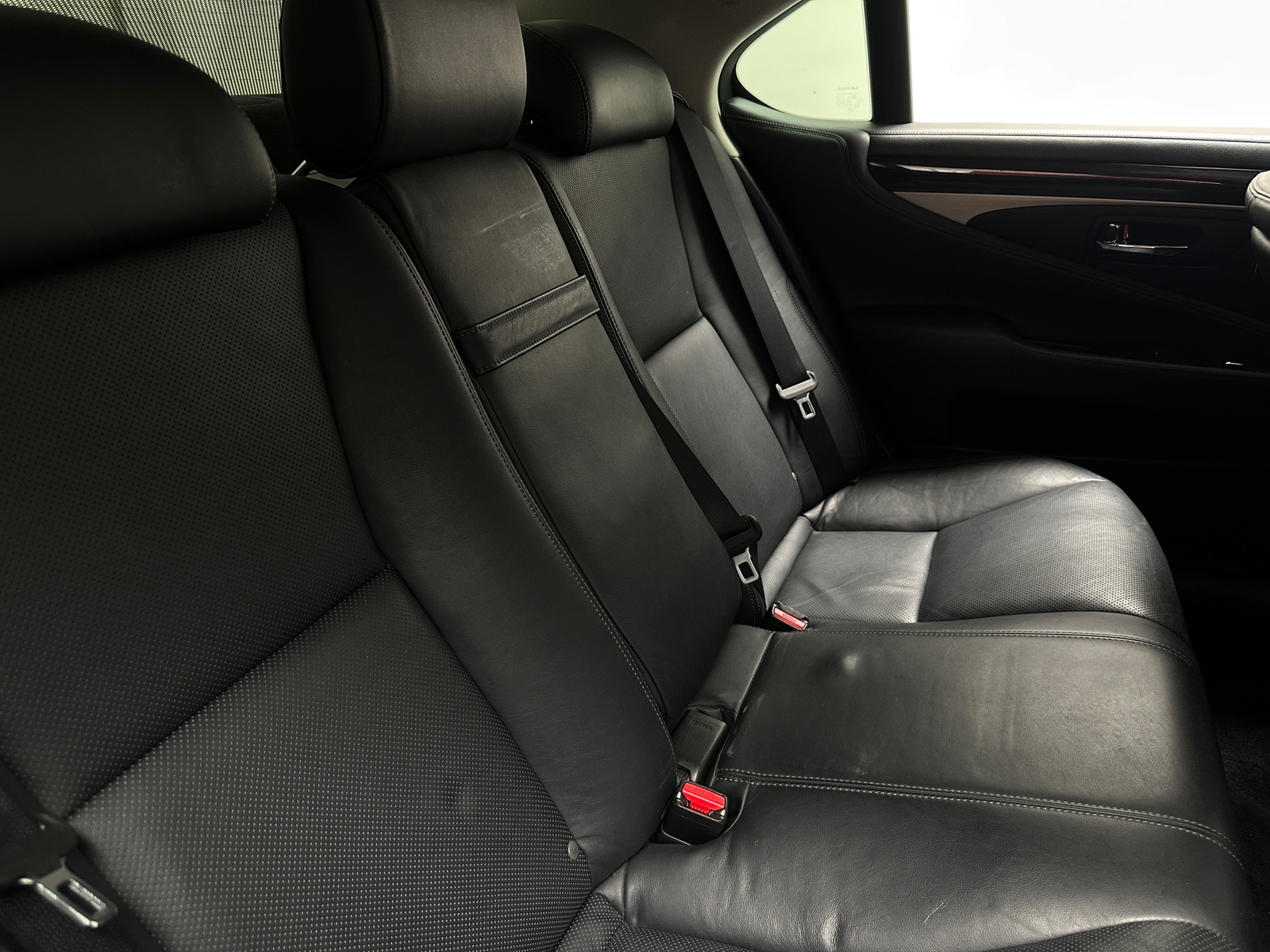 Thumbnail: 2014 Lexus LS - 5