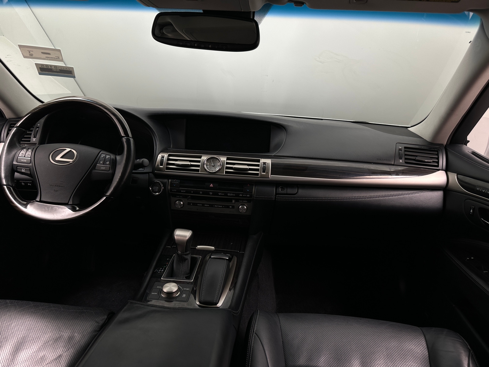 Thumbnail: 2014 Lexus LS - 2