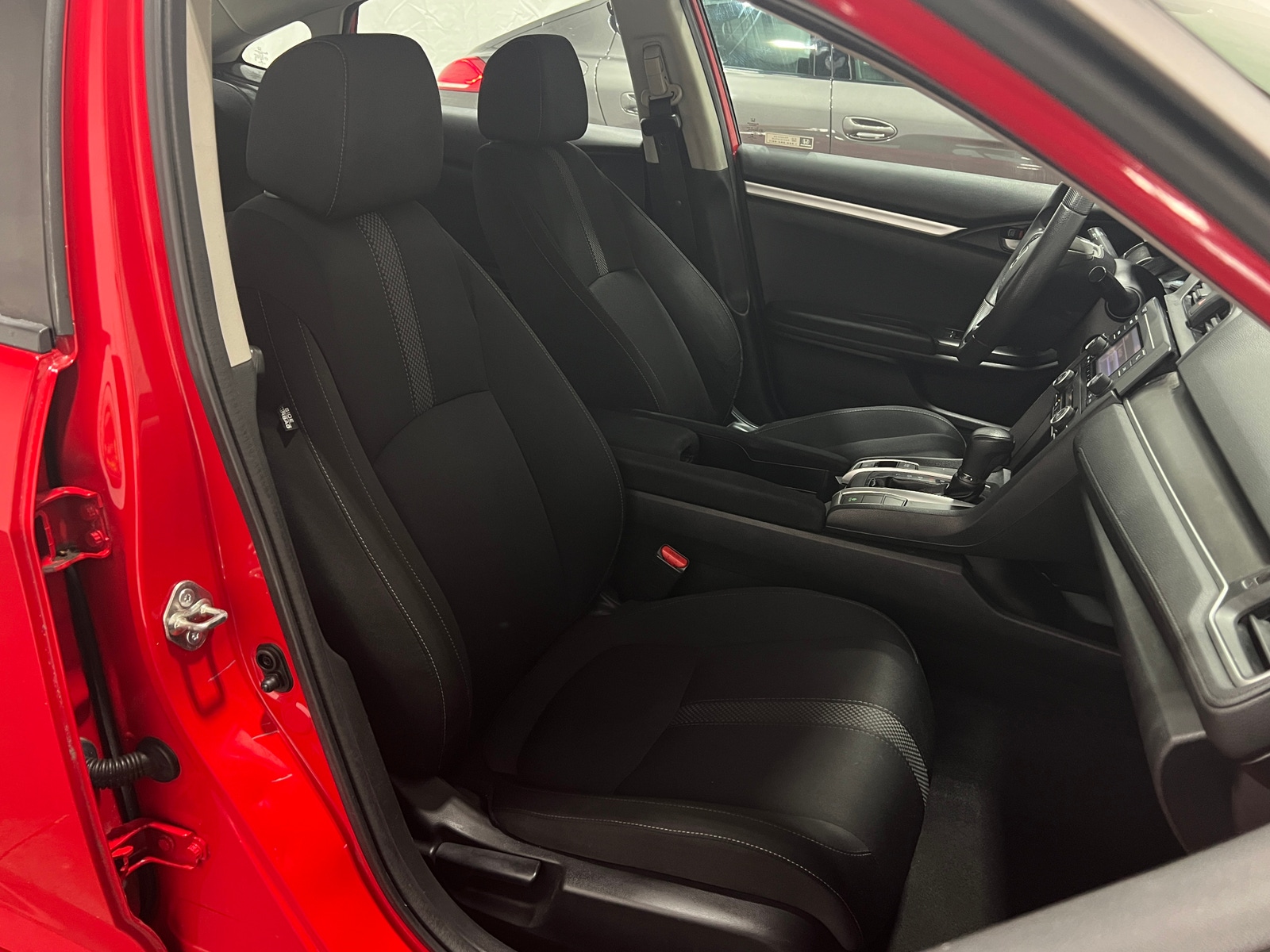 Thumbnail: 2019 Honda Civic - 2