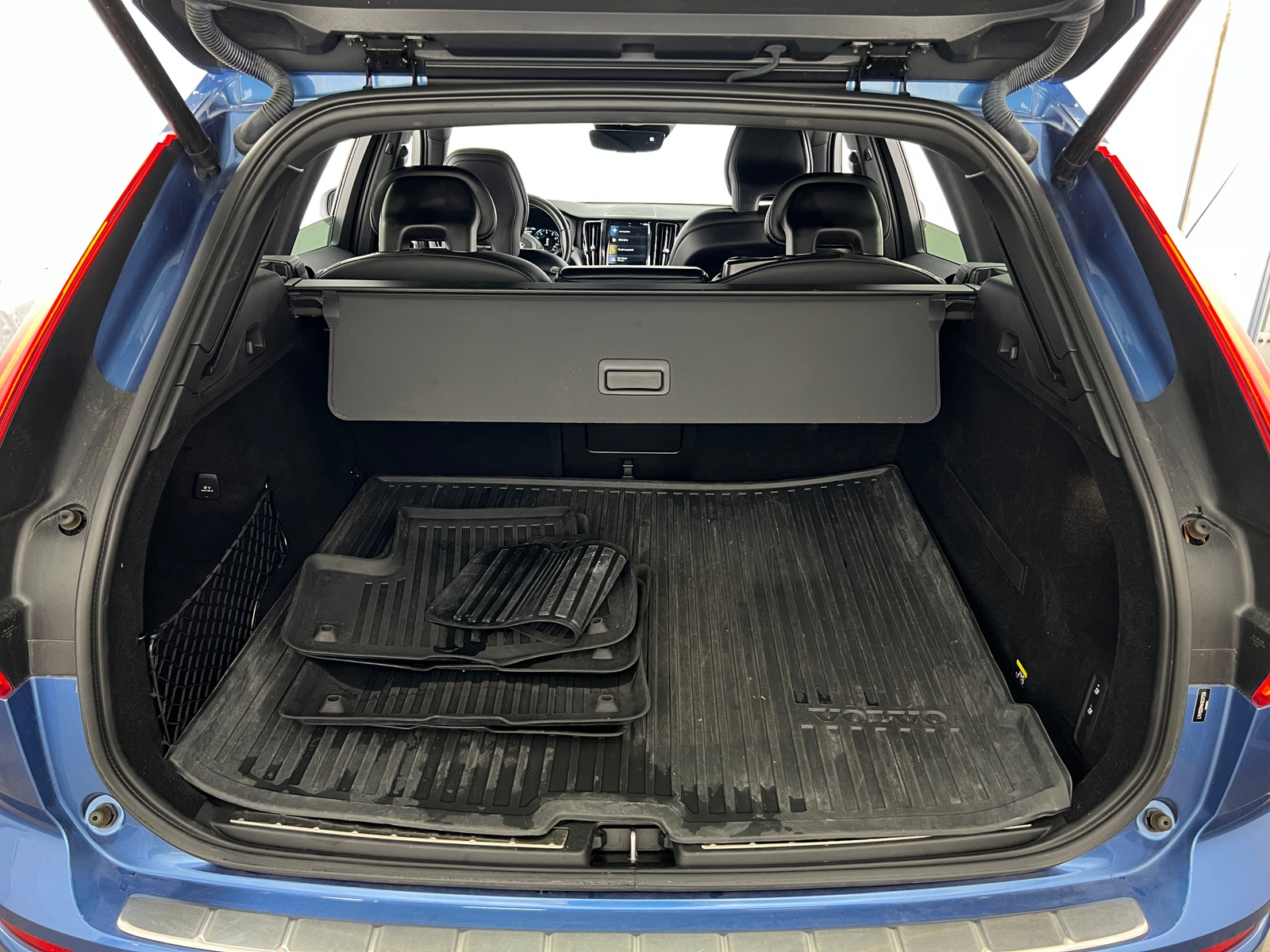 Thumbnail: 2019 Volvo XC60 - 6