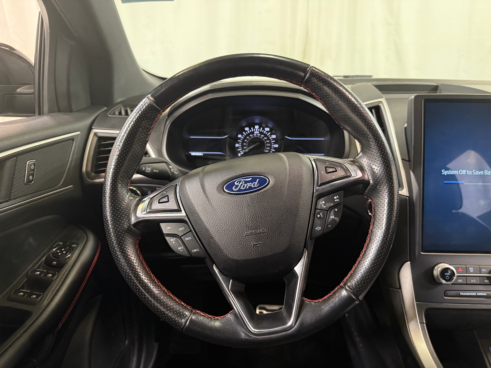 Thumbnail: 2022 Ford Edge - 4