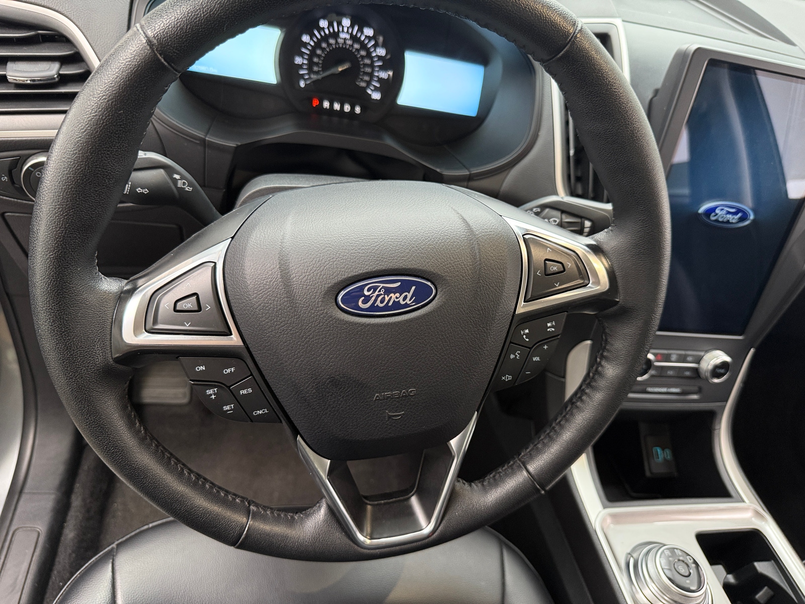 Thumbnail: 2024 Ford Edge - 5