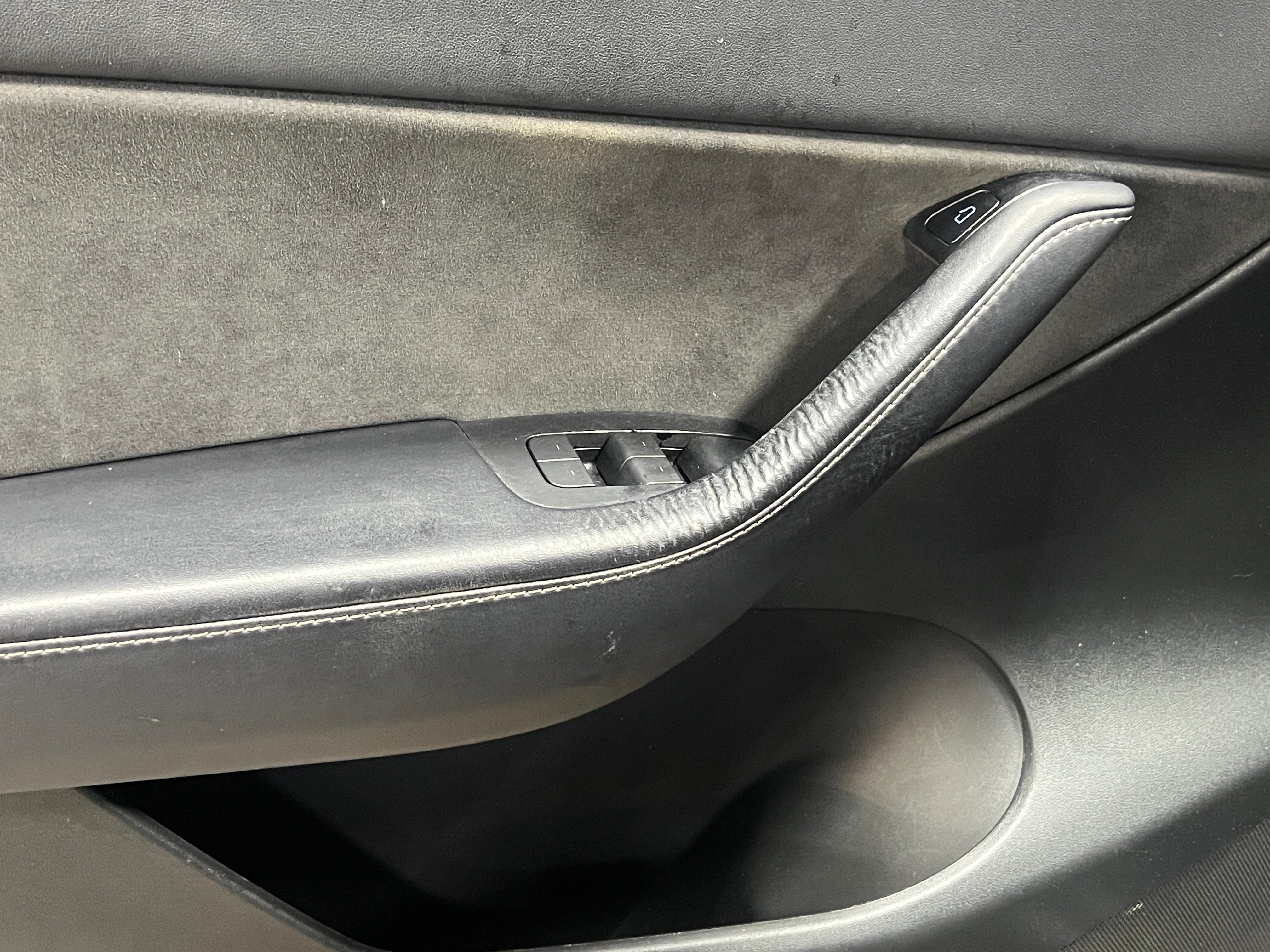 Used 2022 Tesla Model Y Long Range with VIN 7SAYGDEE3NF391991 for sale in Auburn, WA