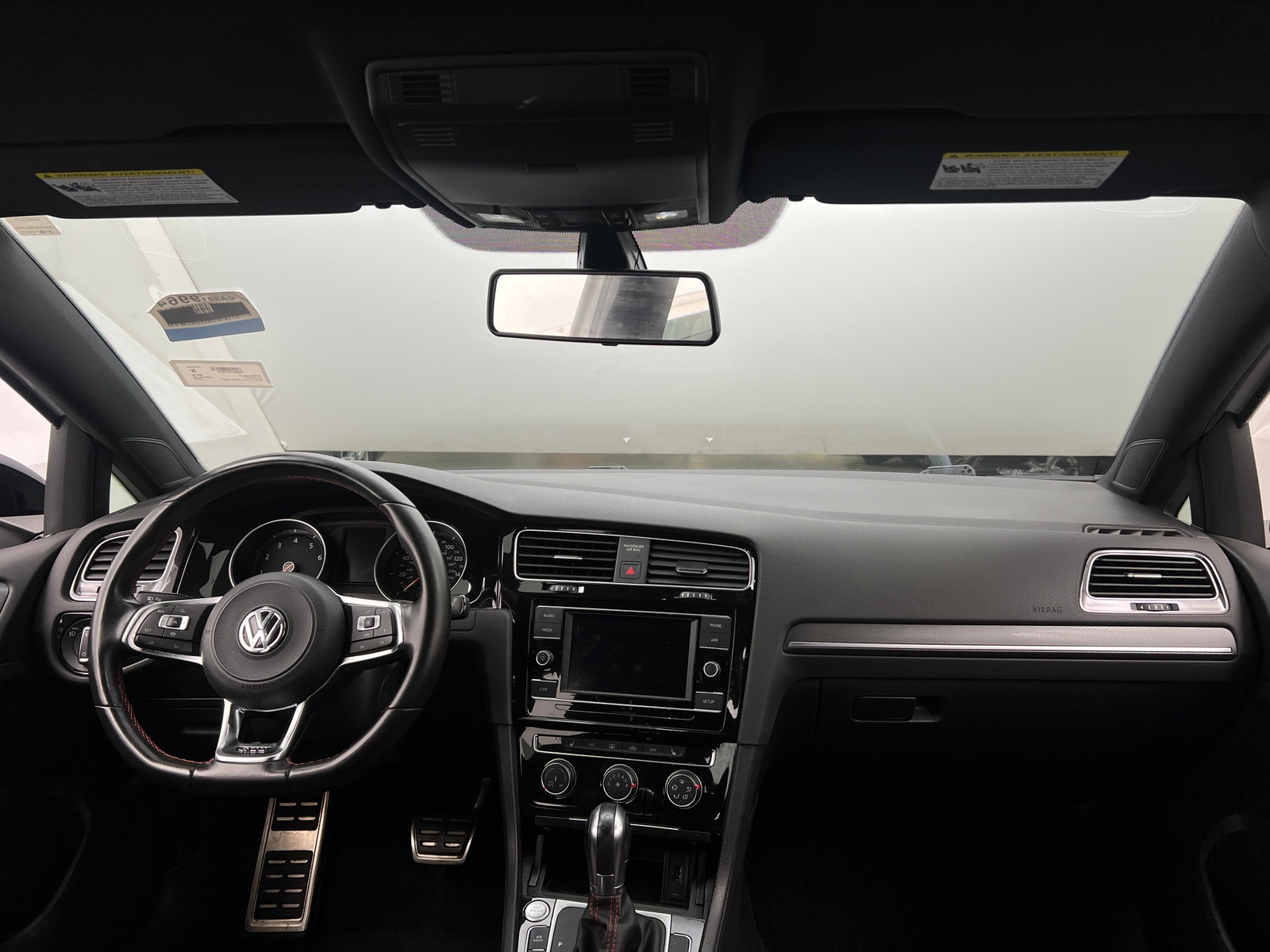 Thumbnail: 2019 Volkswagen Golf - 3