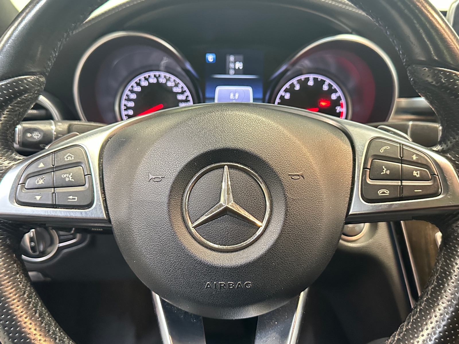 Thumbnail: 2016 Mercedes-Benz C-Class - 4