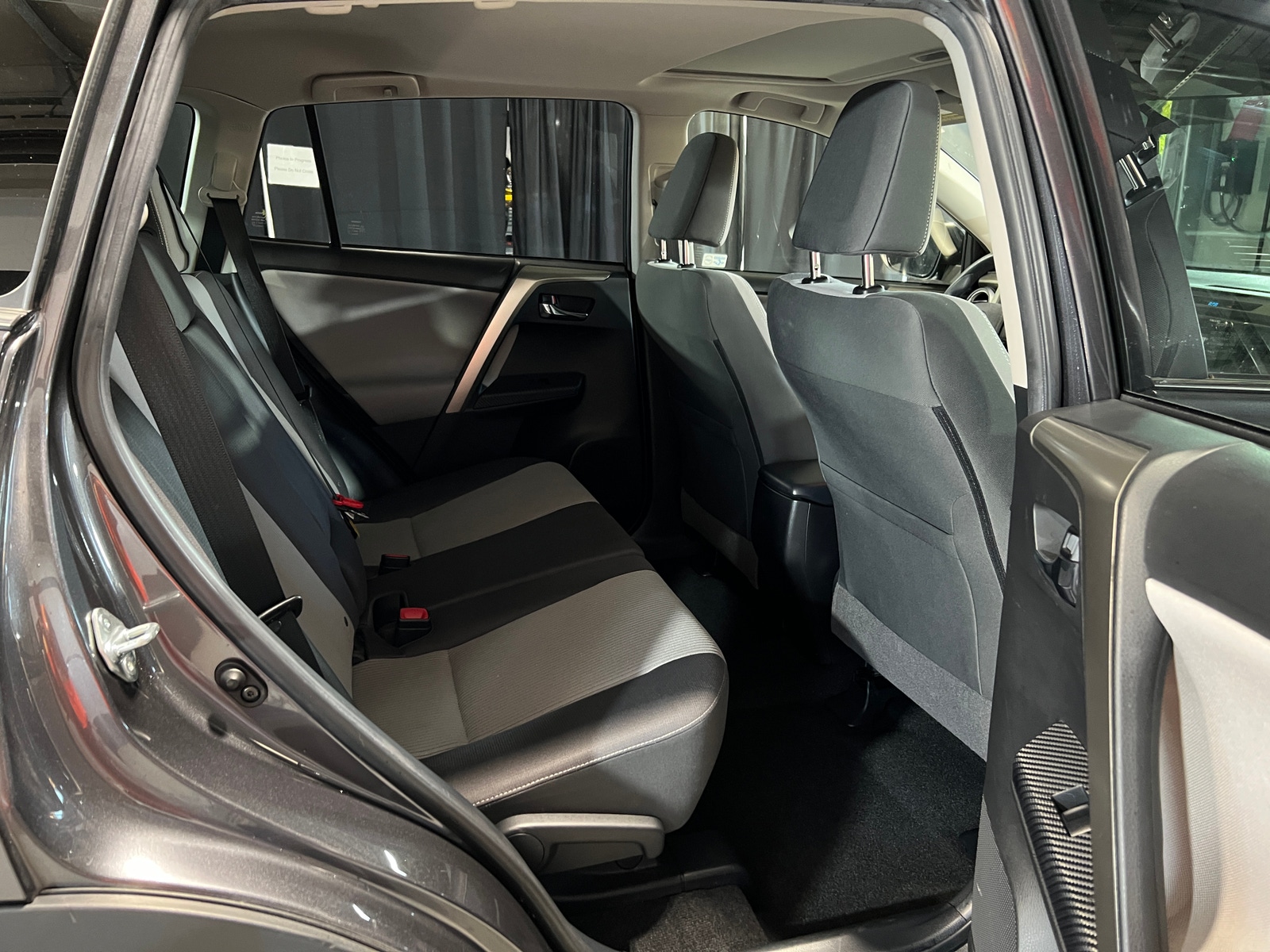 Thumbnail: 2015 Toyota RAV4 - 6