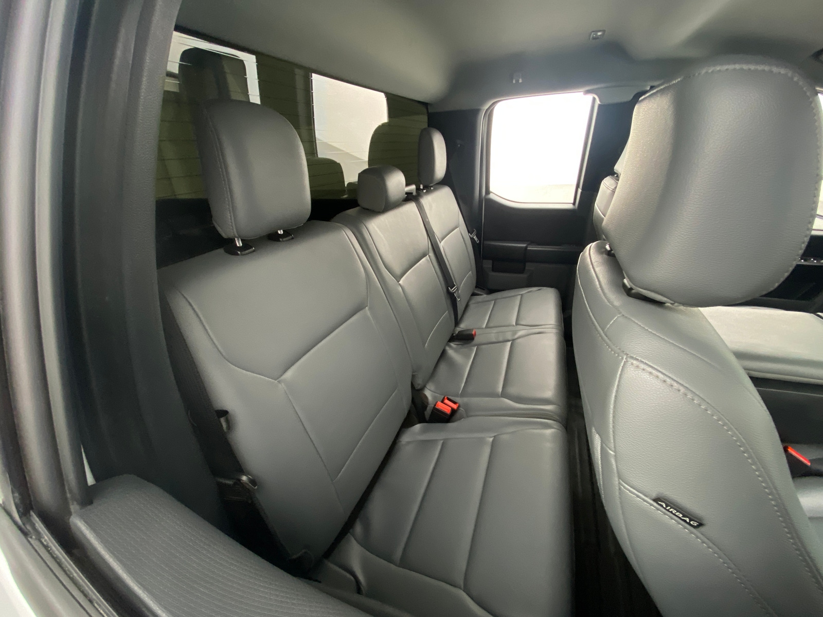 Thumbnail: 2022 Ford Econoline - 6