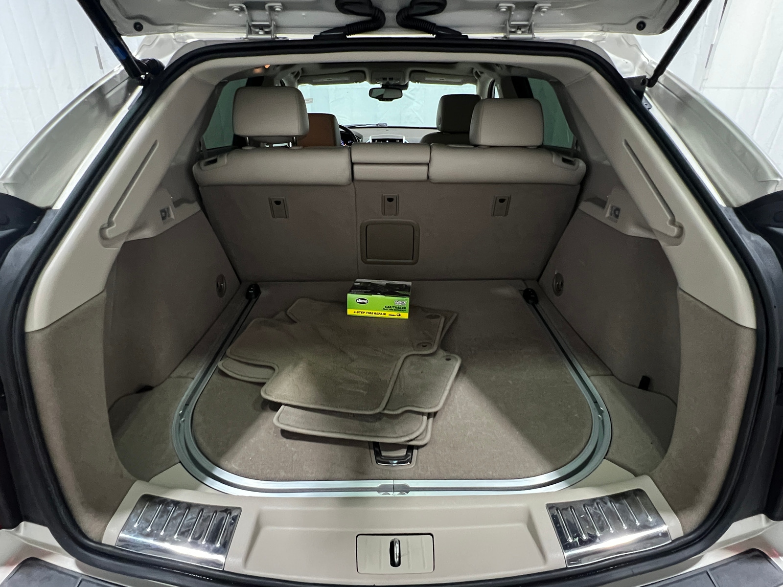 Thumbnail: 2014 Cadillac SRX - 6