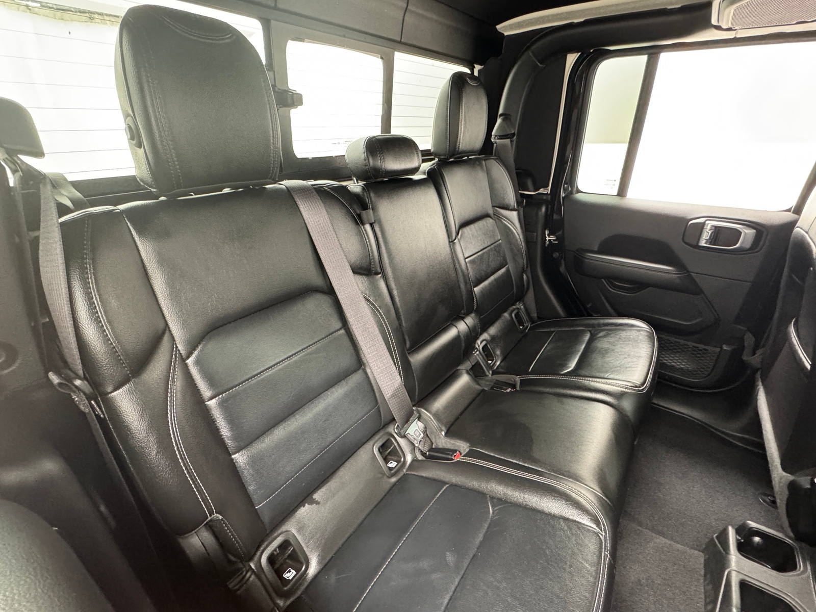 Thumbnail: 2021 Jeep Gladiator - 5