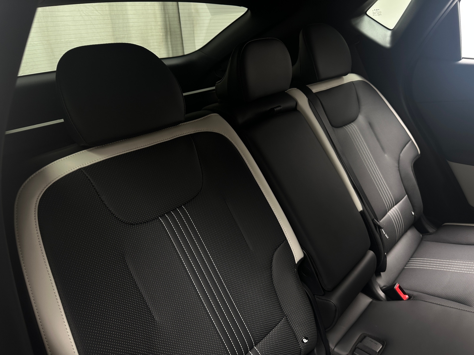 Thumbnail: 2023 Kia EV6 - 5