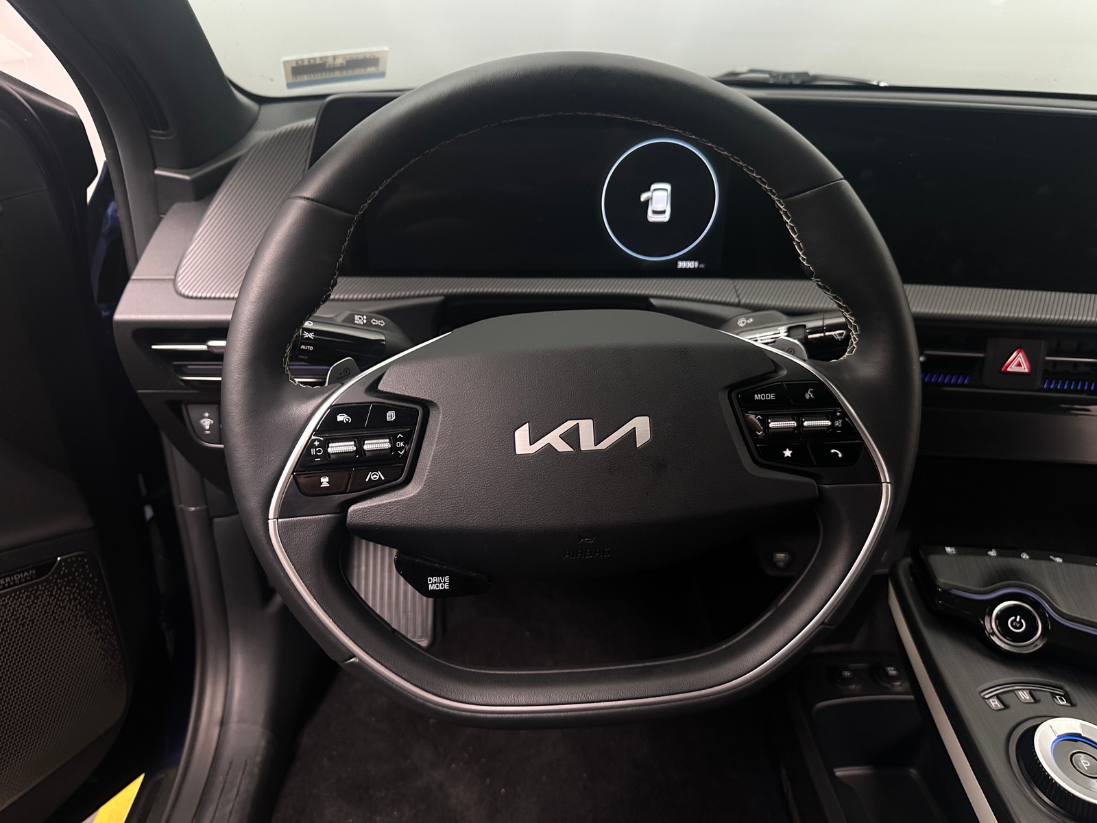 Thumbnail: 2023 Kia EV6 - 4