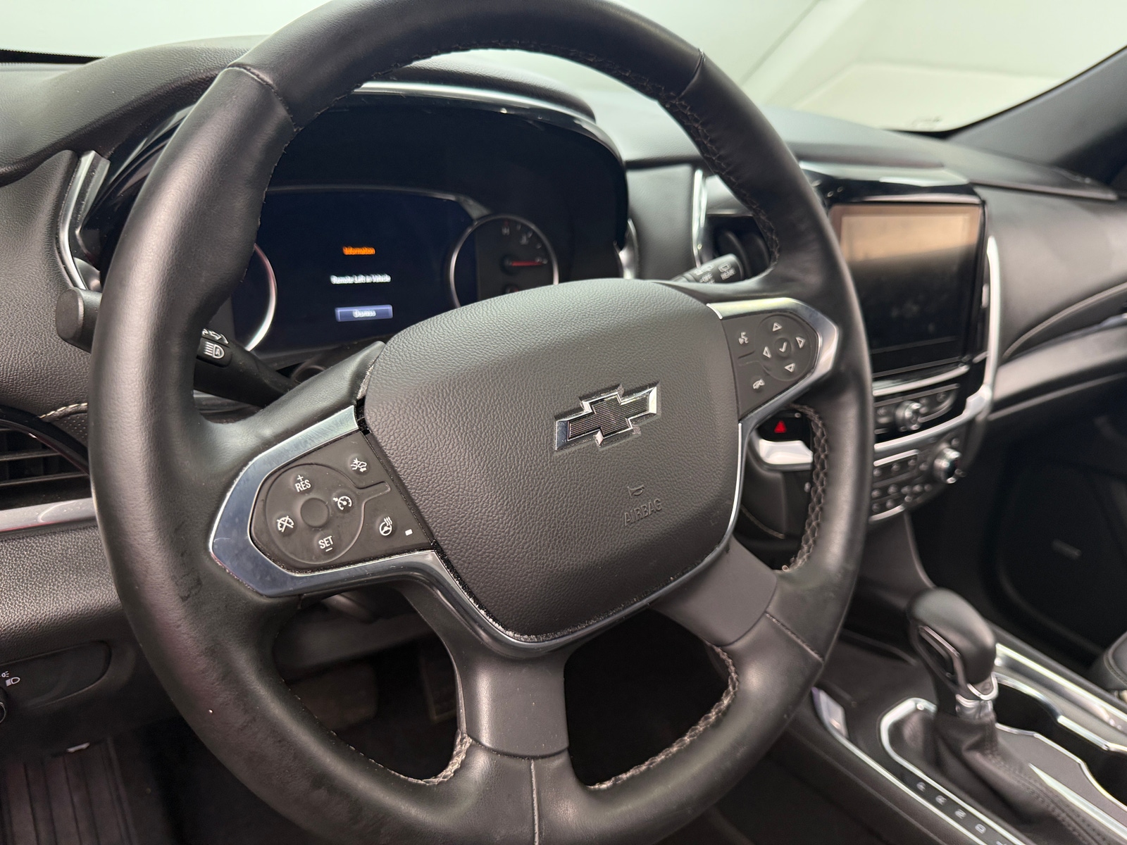 Thumbnail: 2024 Chevrolet Traverse - 4