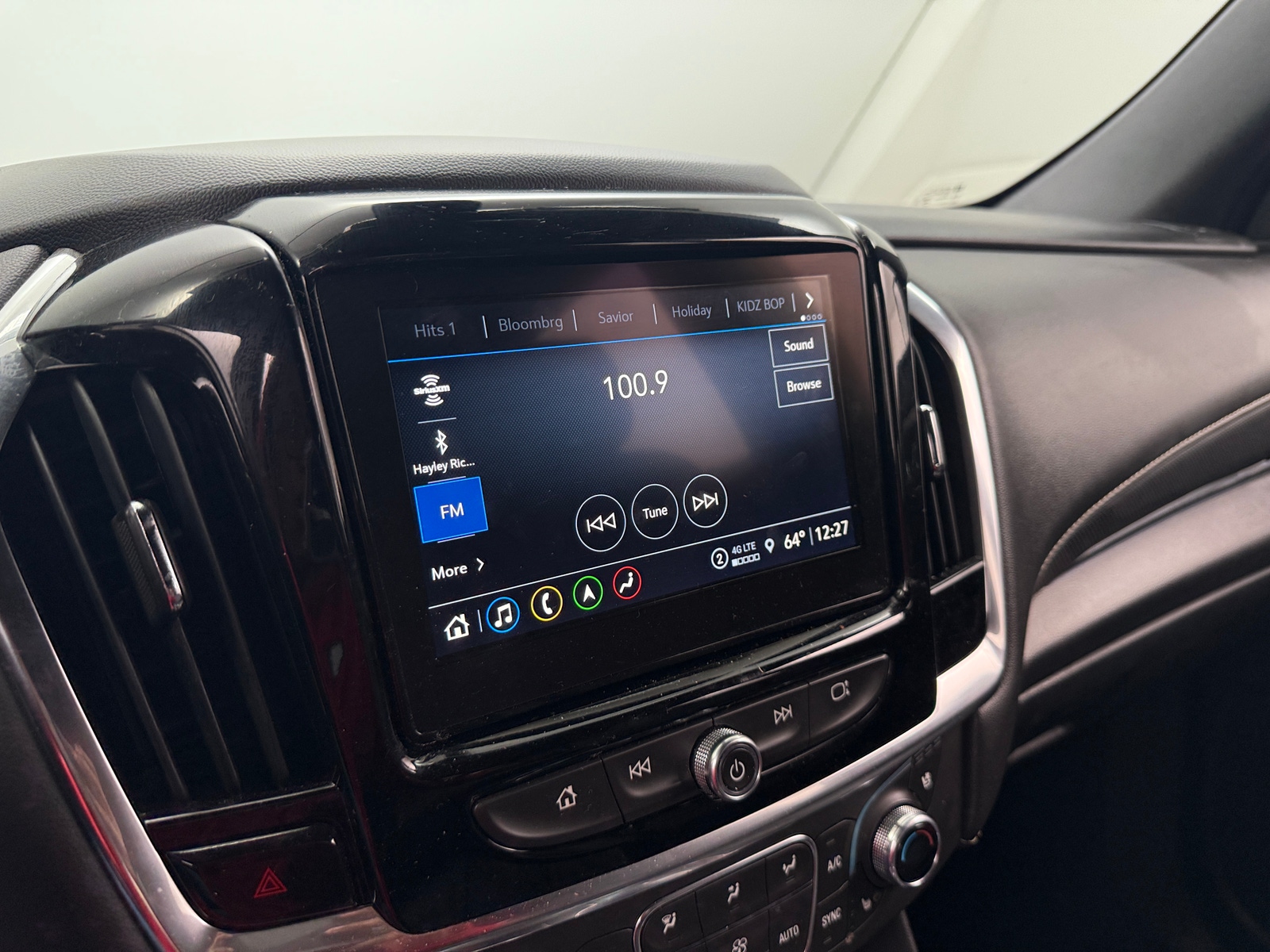 Thumbnail: 2024 Chevrolet Traverse - 3
