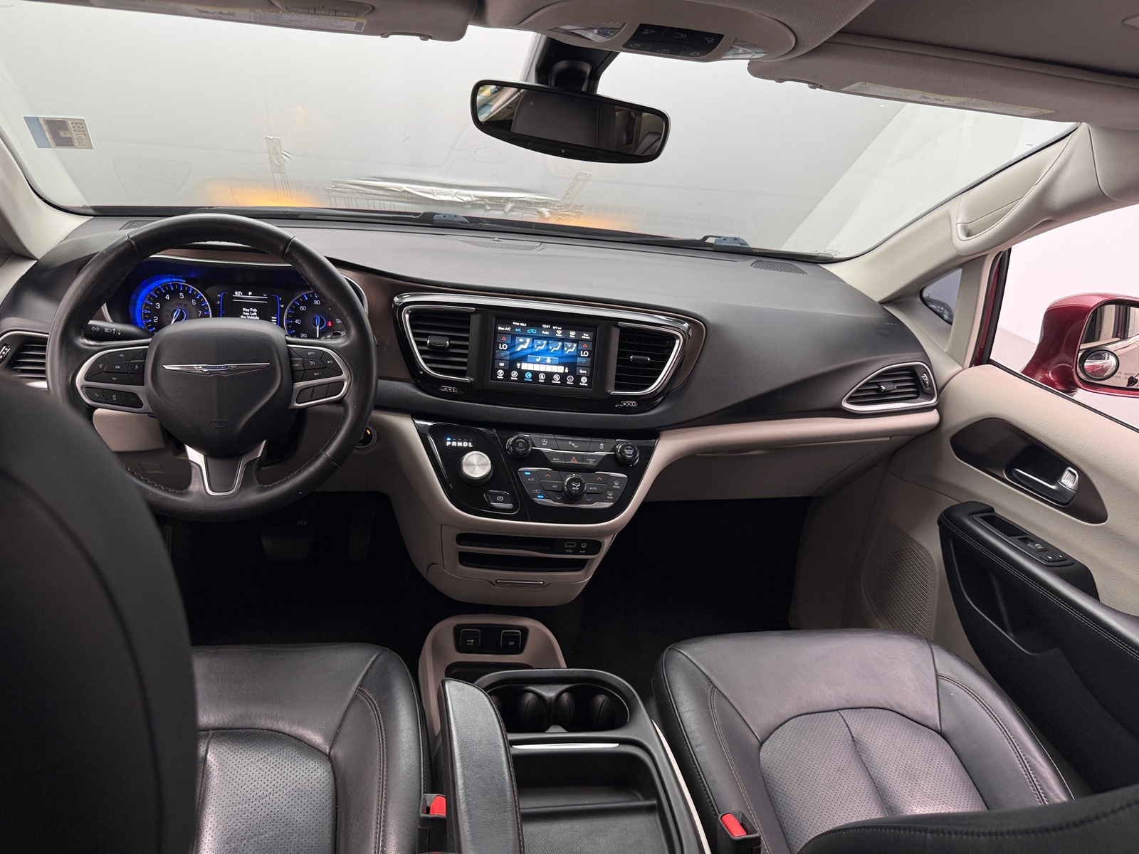 Thumbnail: 2019 Chrysler Pacifica - 2