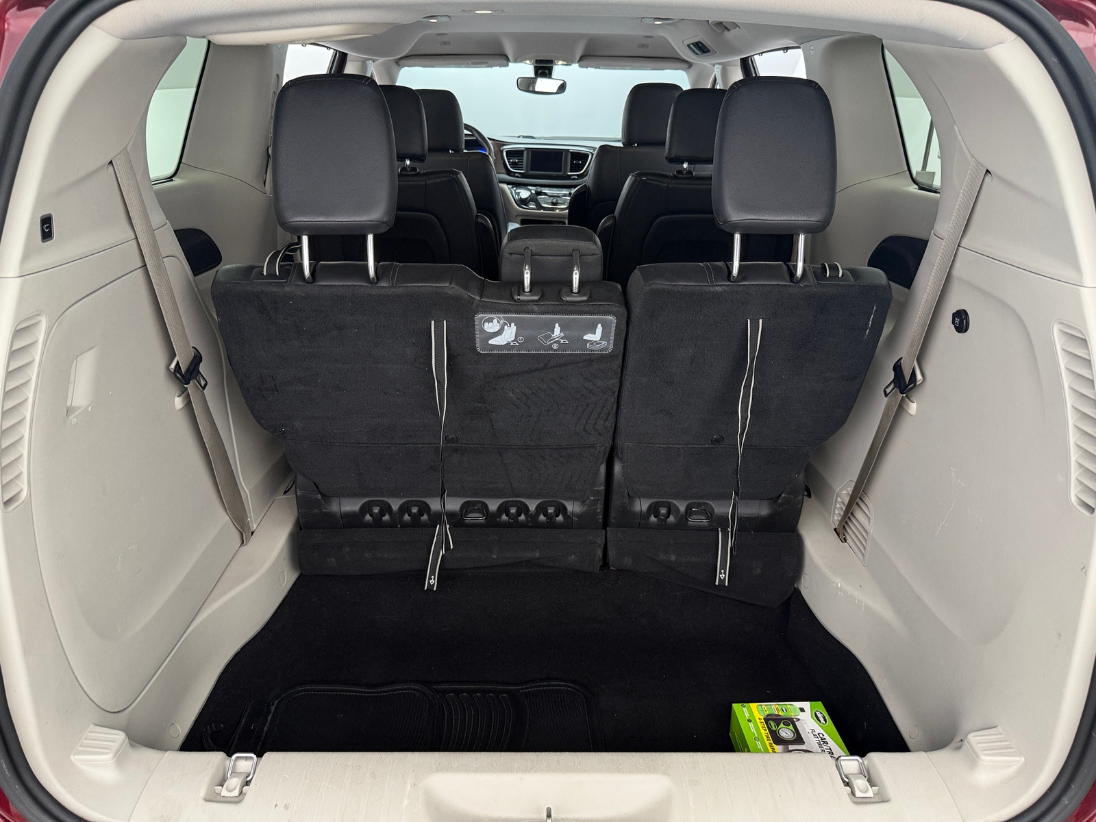 Thumbnail: 2019 Chrysler Pacifica - 6