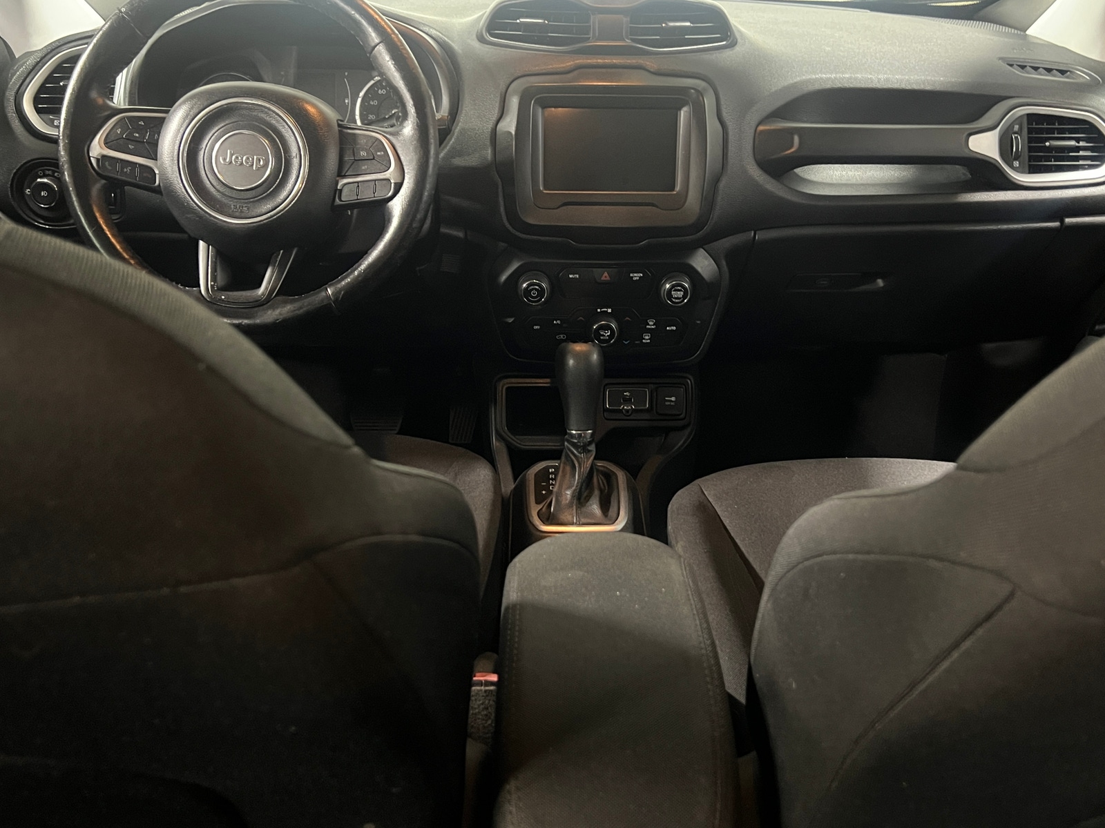 Thumbnail: 2020 Jeep Renegade - 3