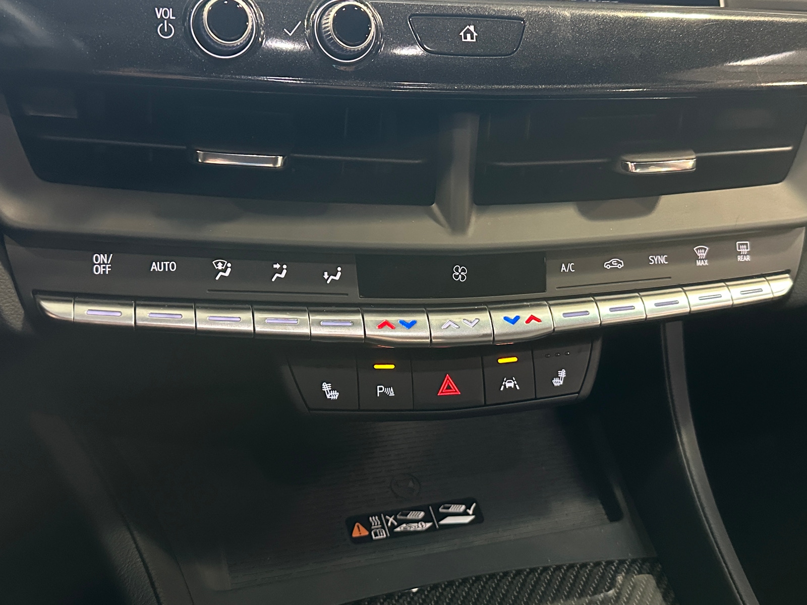 Thumbnail: 2024 Cadillac CT4 - 3