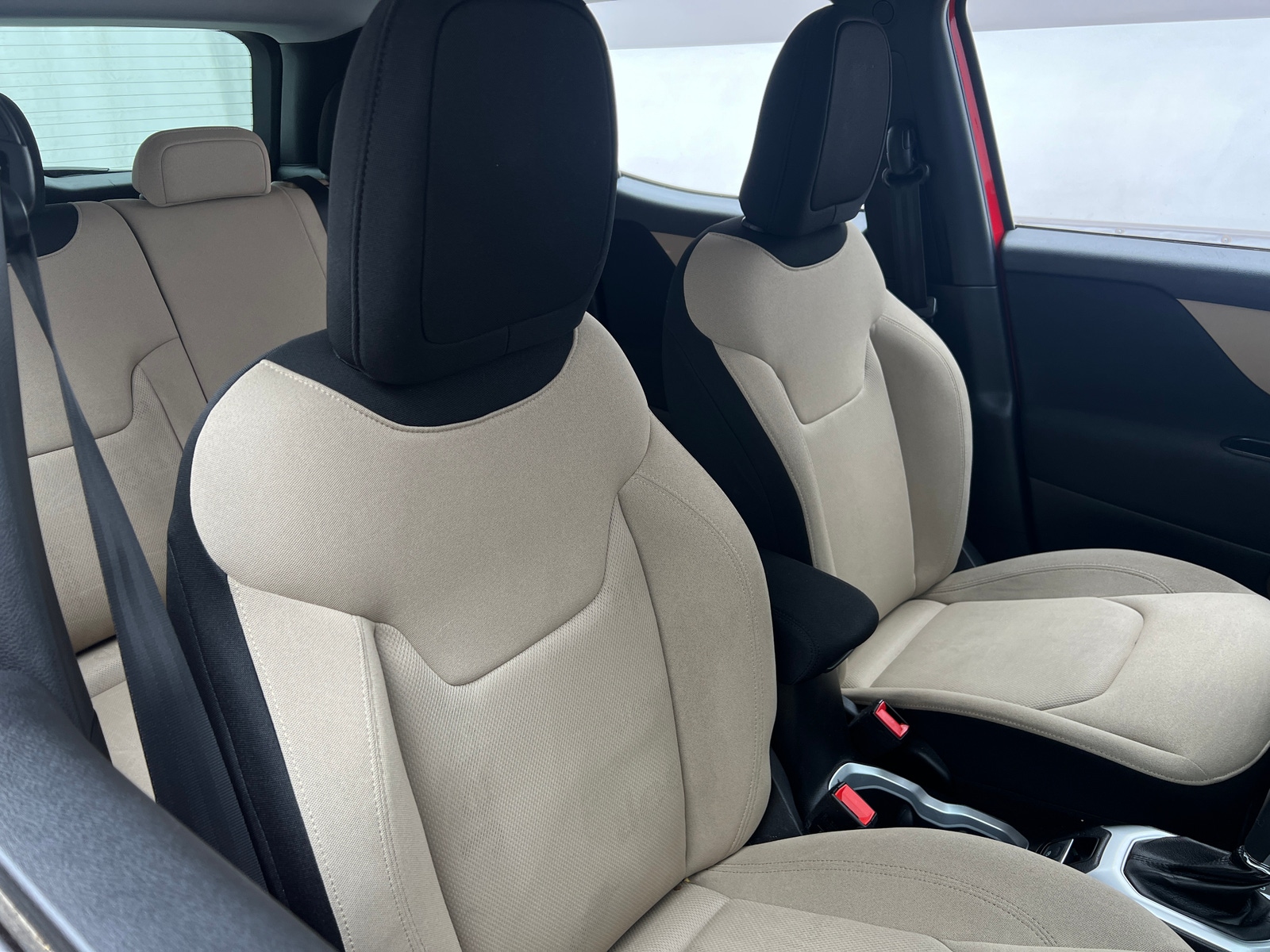 Thumbnail: 2015 Jeep Renegade - 2