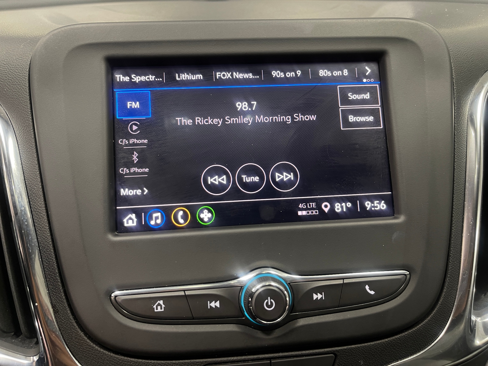 Thumbnail: 2024 Chevrolet Equinox - 4