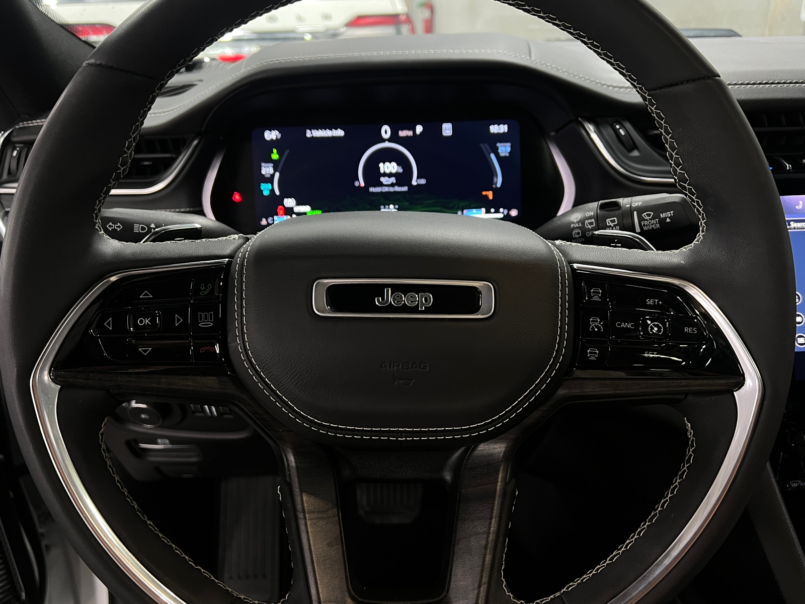 Thumbnail: 2022 Jeep Grand Cherokee - 4