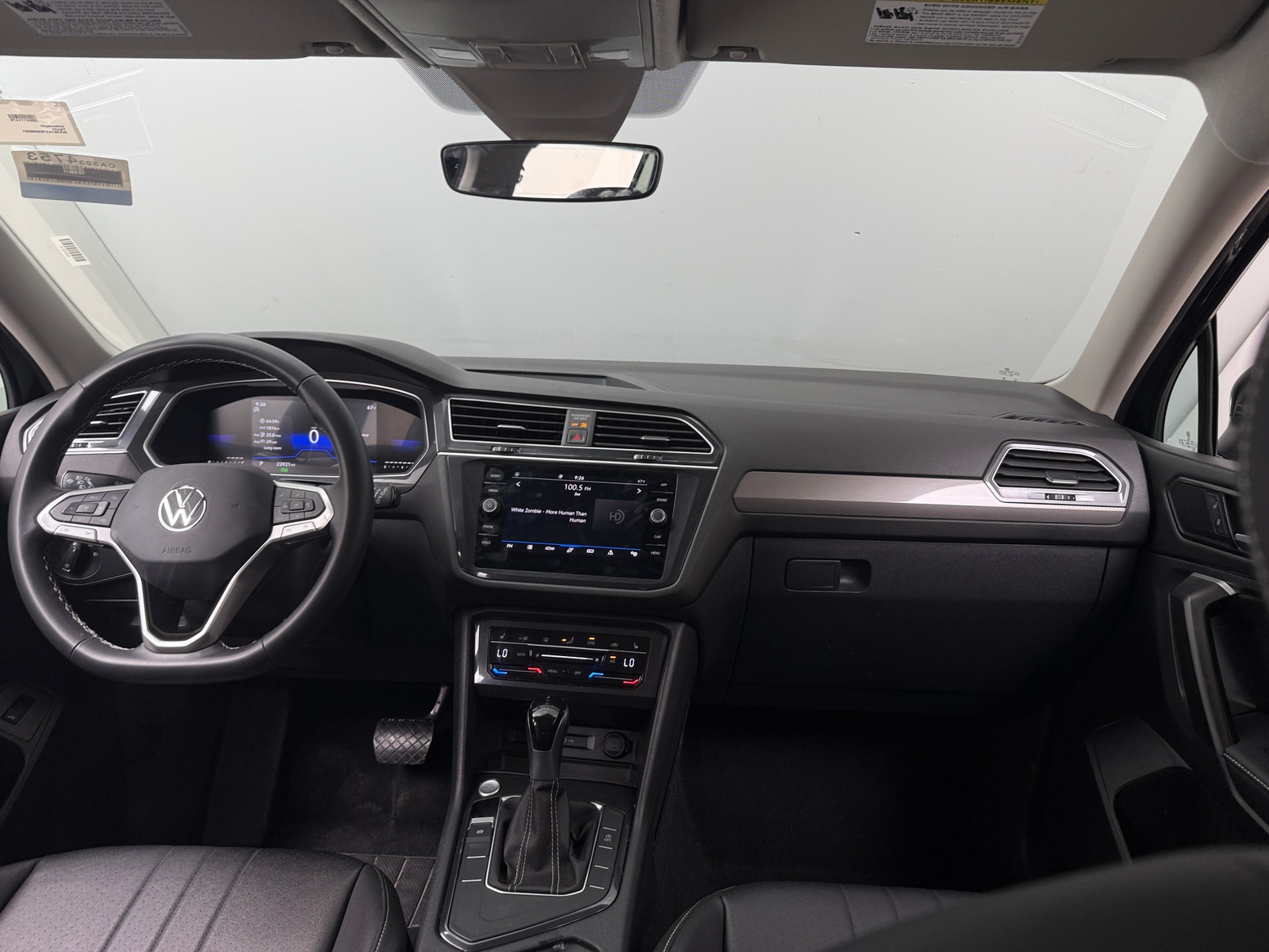 Thumbnail: 2024 Volkswagen Tiguan - 2