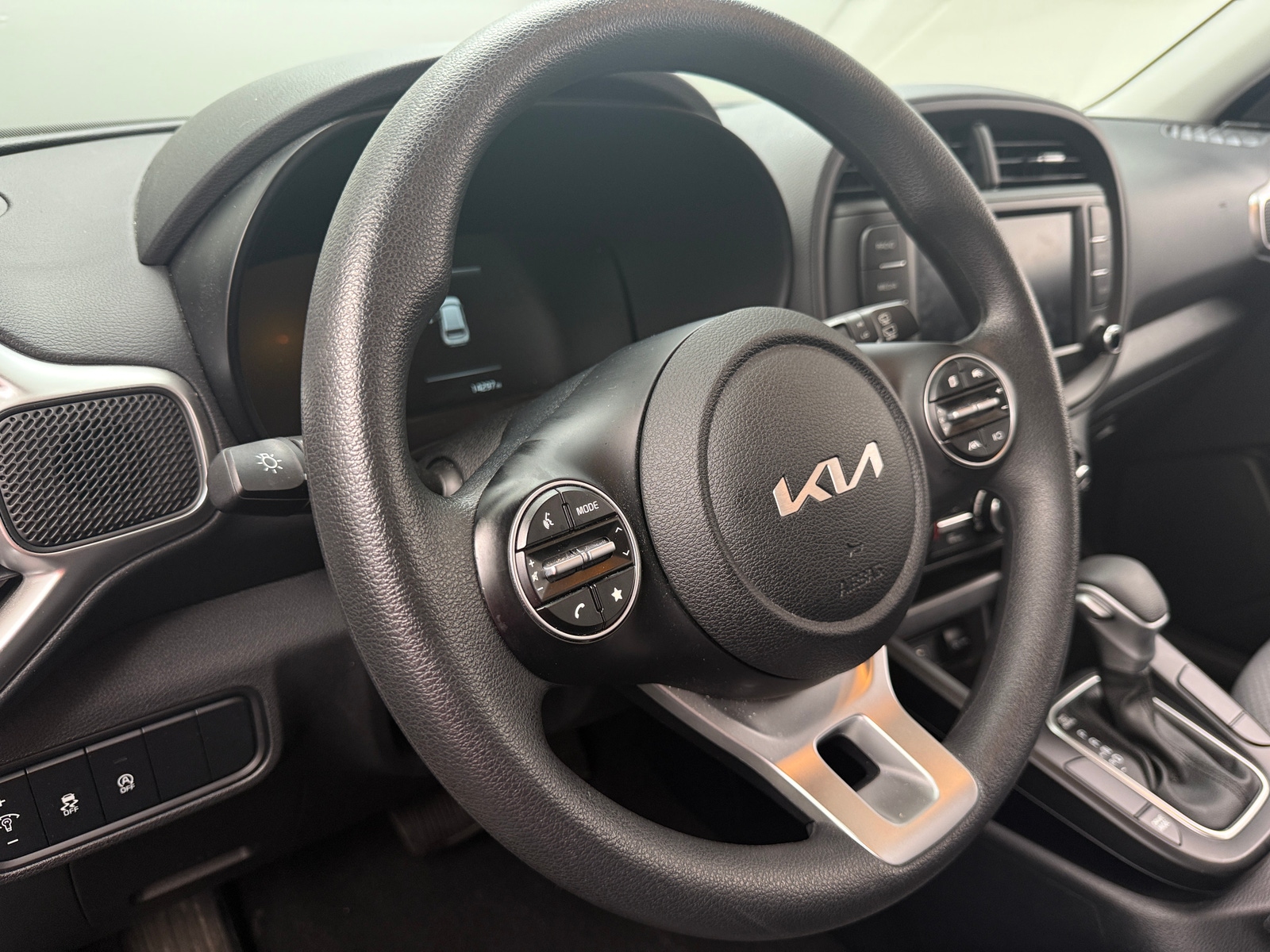 Thumbnail: 2023 Kia Soul - 5