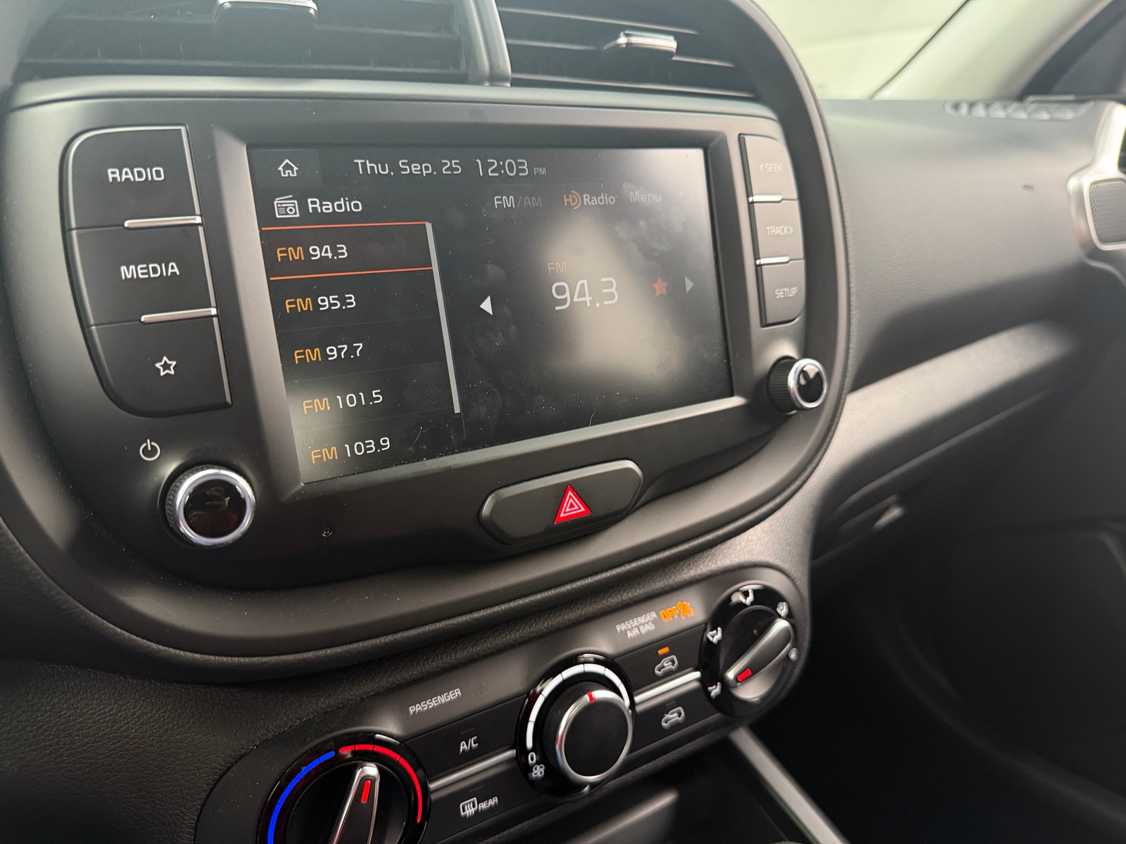 Thumbnail: 2023 Kia Soul - 4