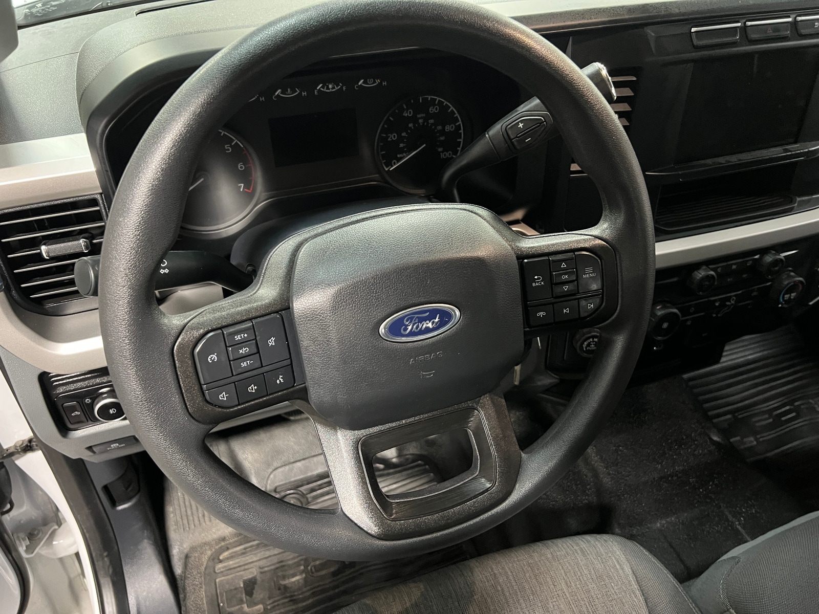 Thumbnail: 2023 Ford Econoline - 5