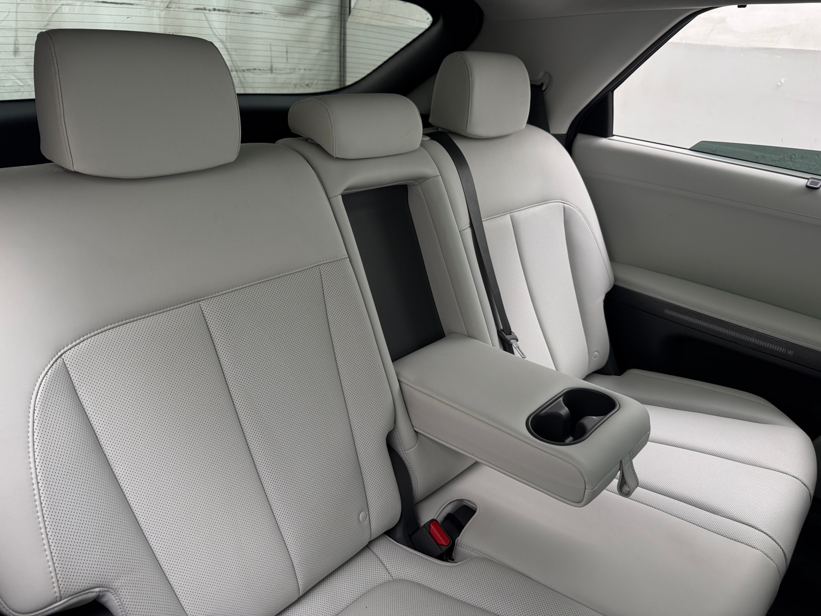 Thumbnail: 2023 Hyundai Ioniq 5 - 5