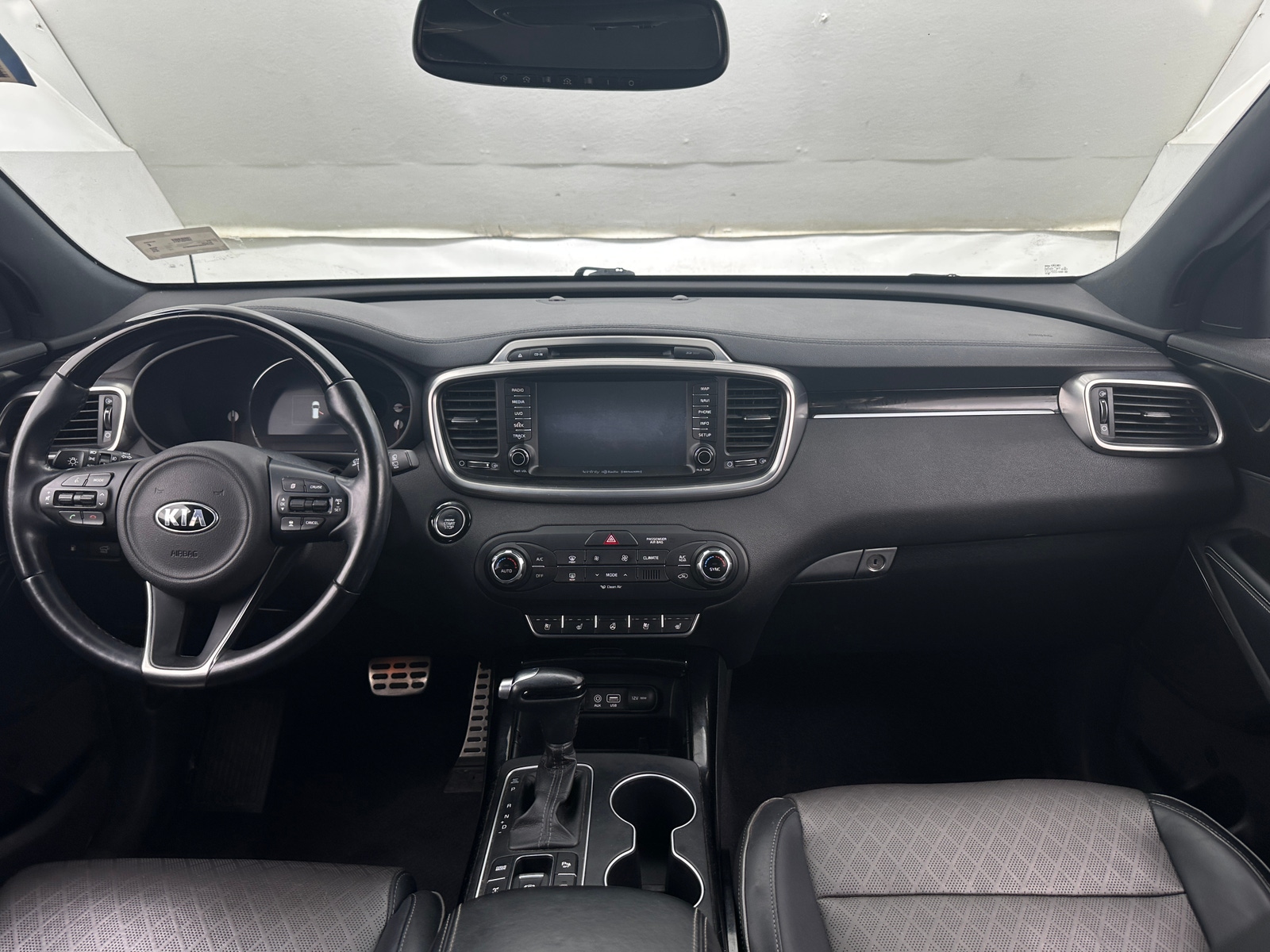 Thumbnail: 2016 Kia Sorento - 2