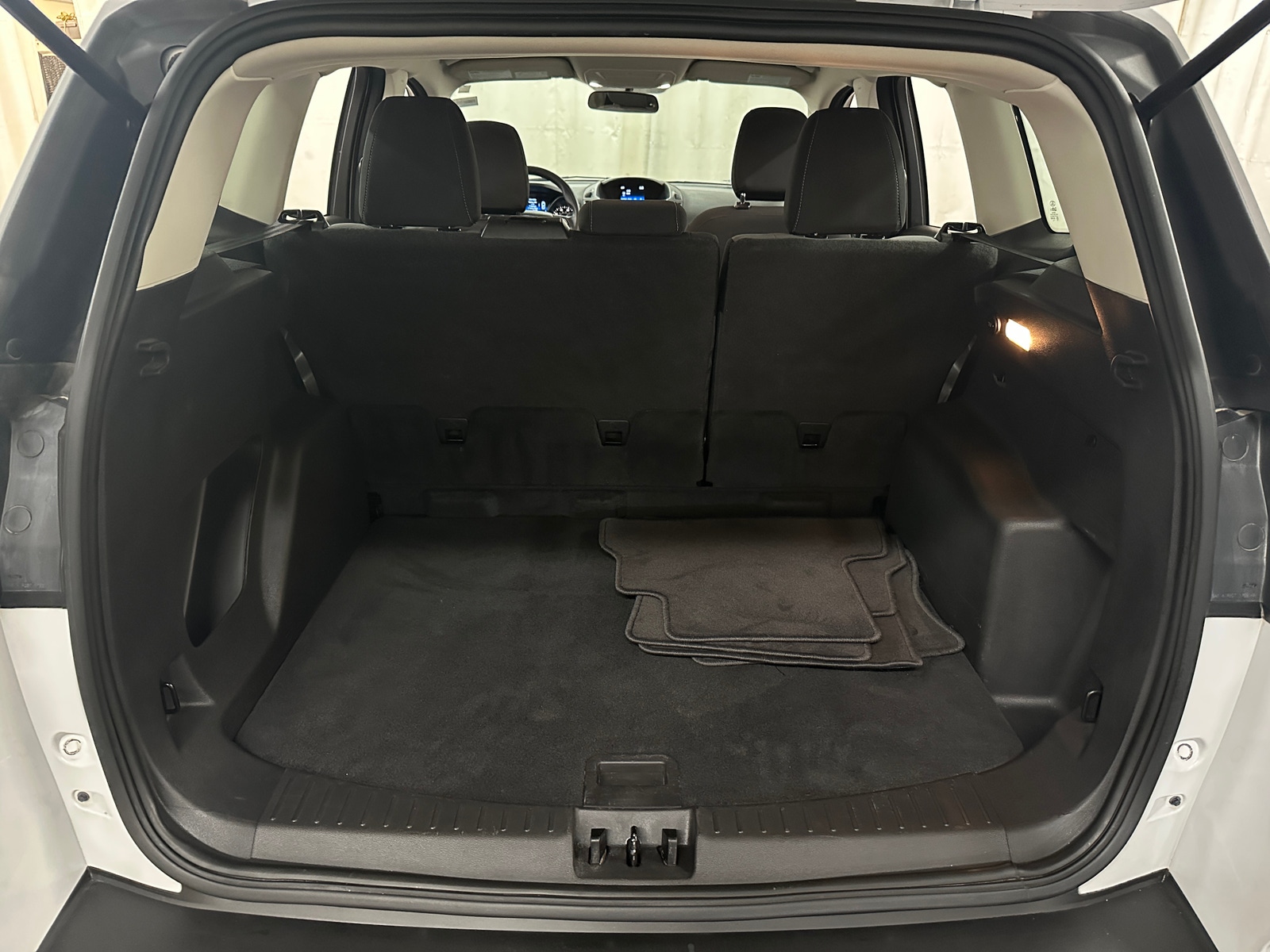 Thumbnail: 2019 Ford Escape - 7