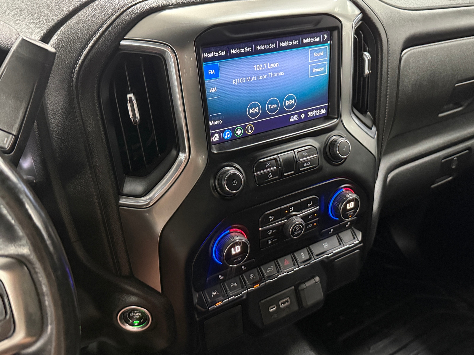 Thumbnail: 2020 Chevrolet Silverado 1500 - 4