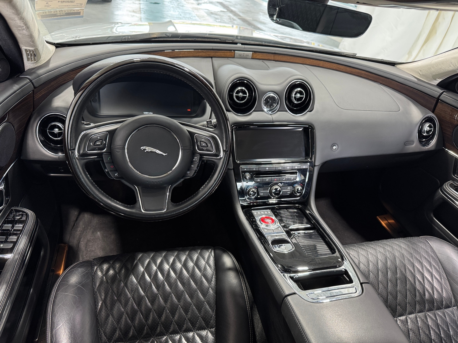 Thumbnail: 2019 Jaguar XJ - 2