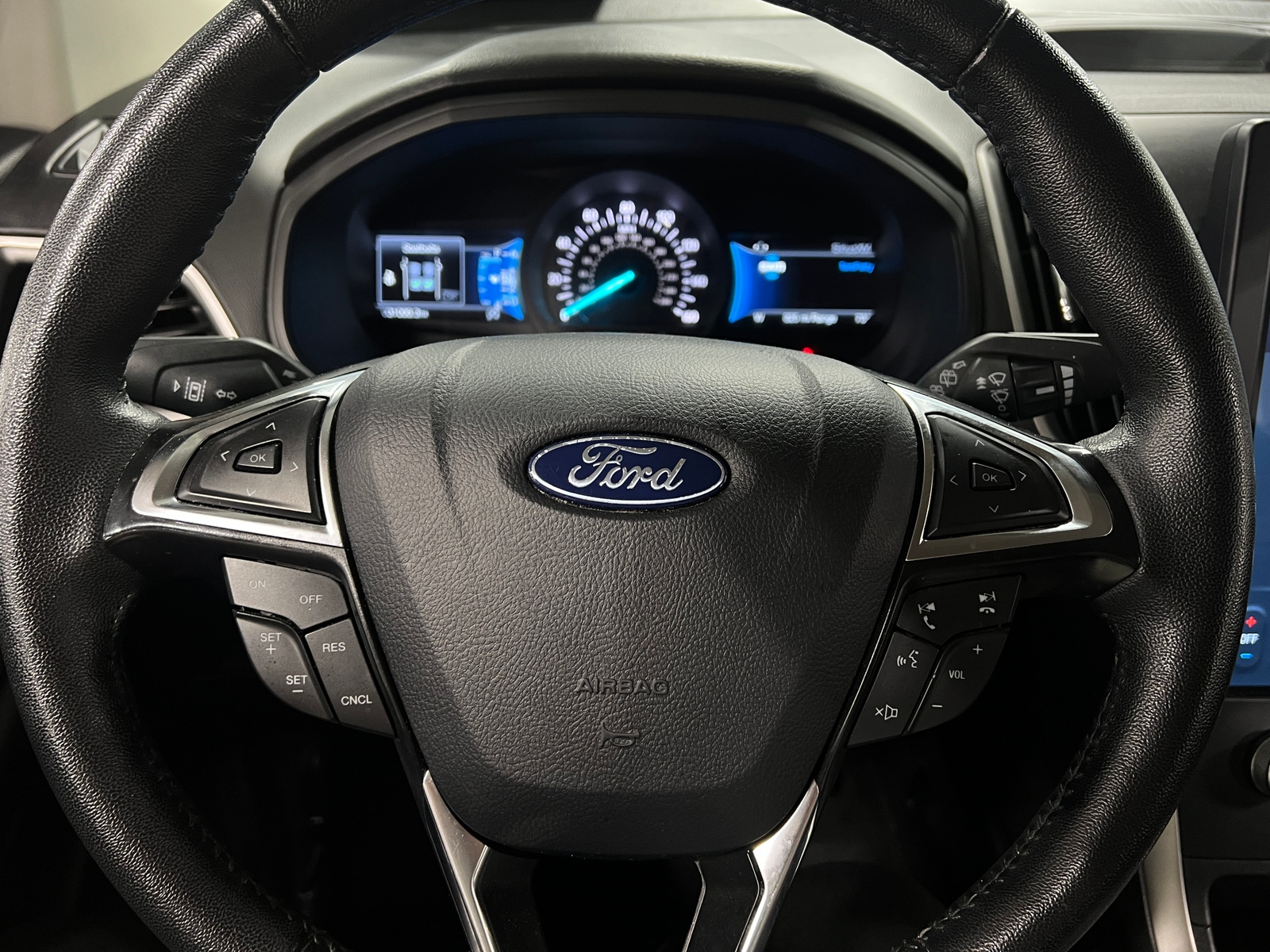Thumbnail: 2024 Ford Edge - 4